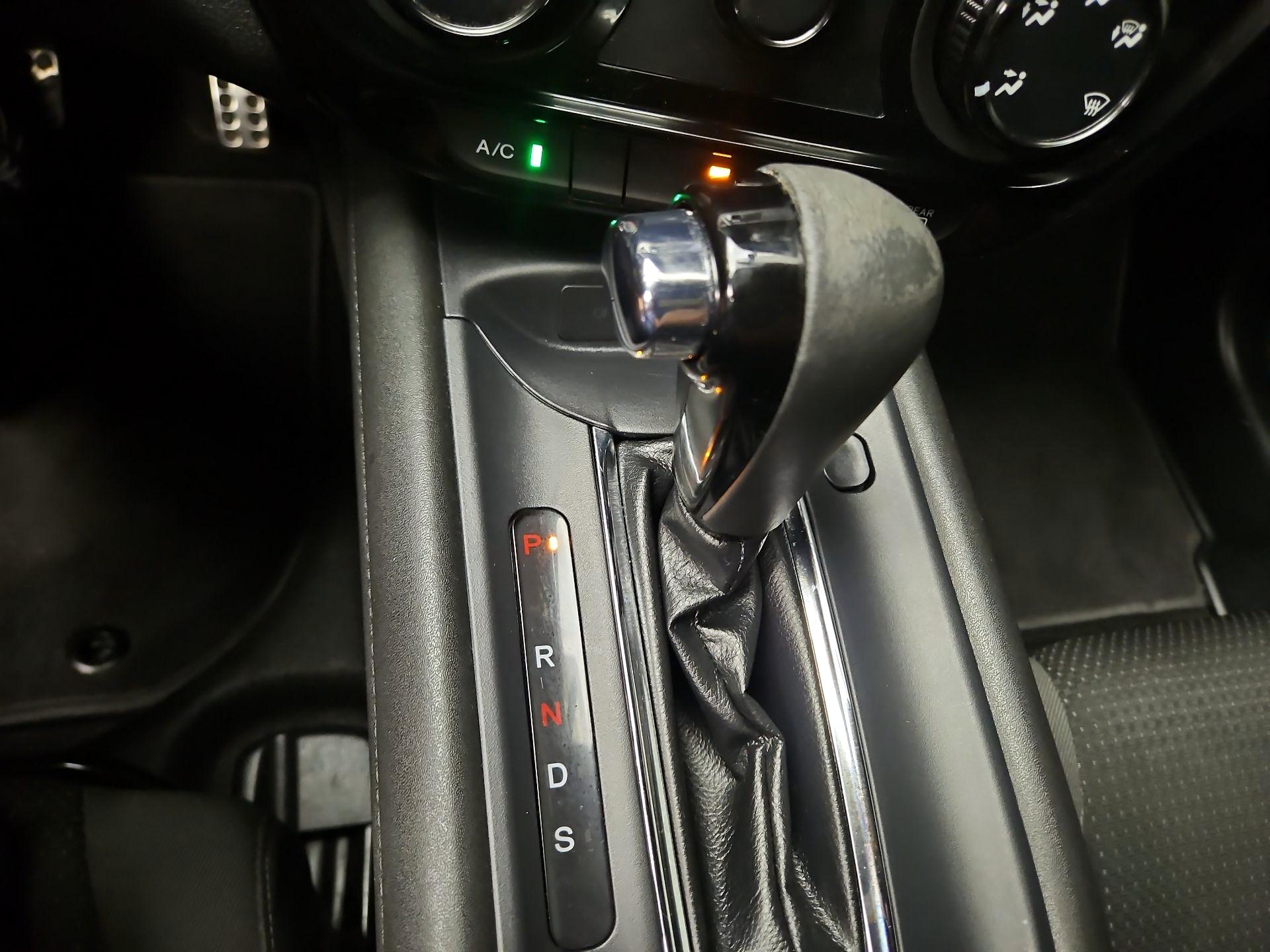 Thumbnail: 2020 Honda HR-V - 17