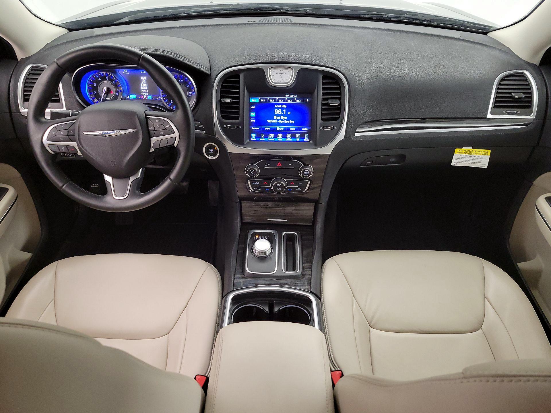 Thumbnail: 2016 Chrysler 300 - 9