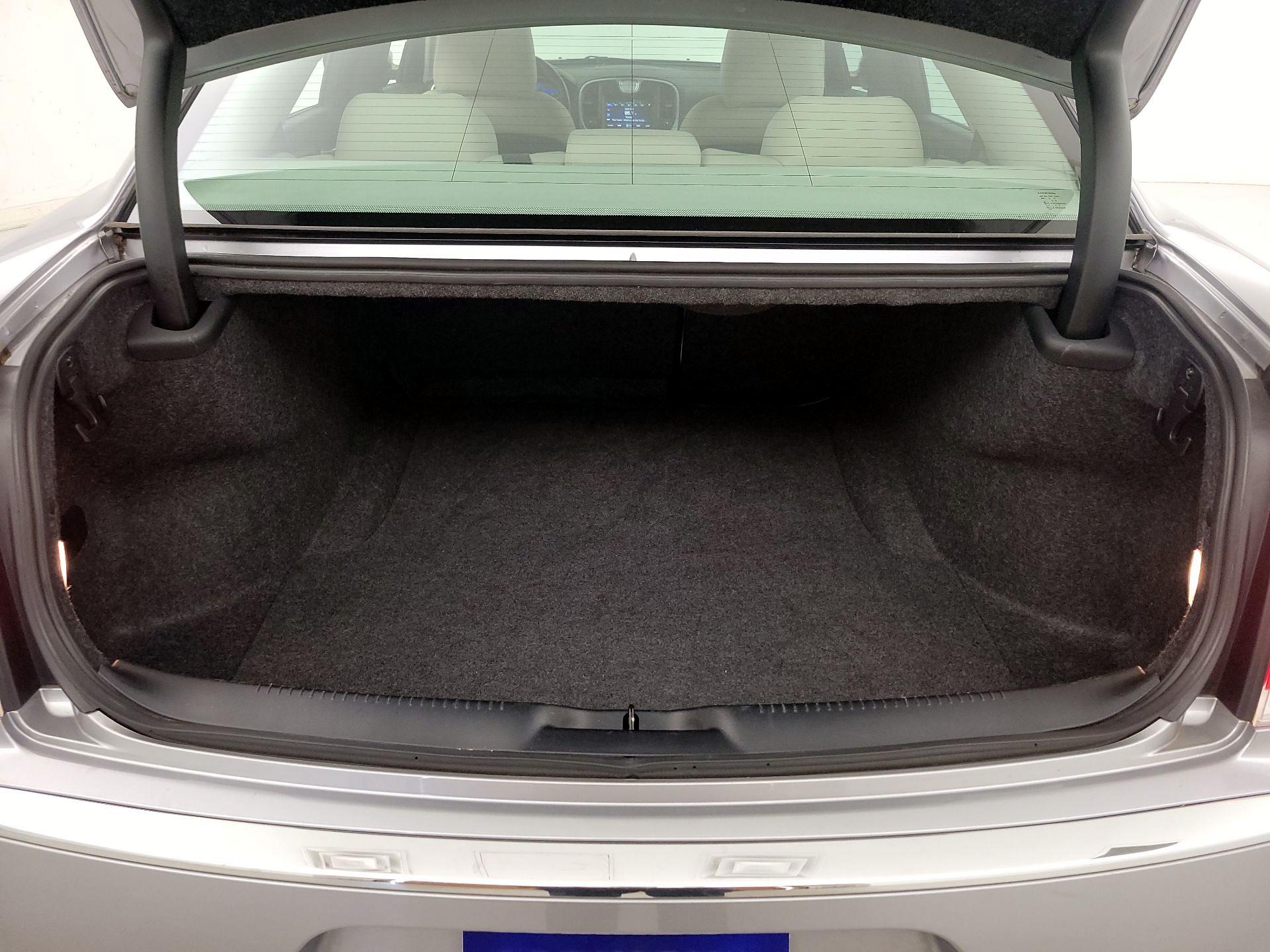 Thumbnail: 2016 Chrysler 300 - 20