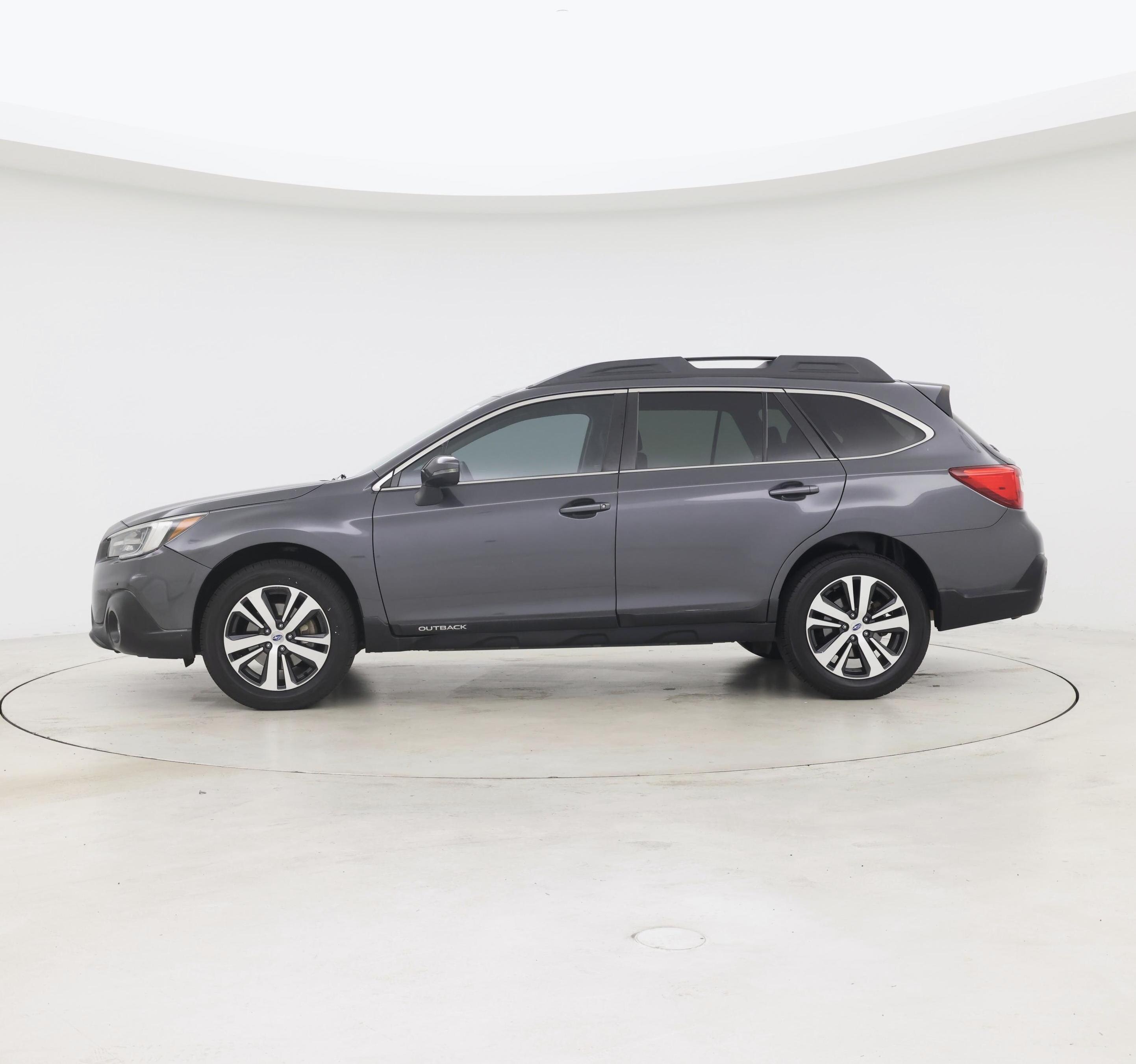 Thumbnail: 2019 Subaru Outback - 3
