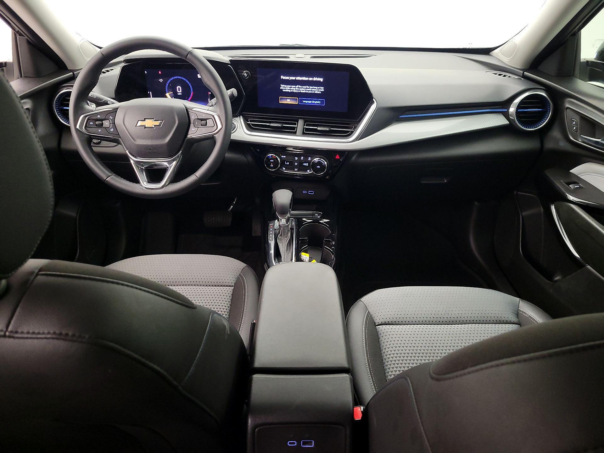 Thumbnail: 2024 Chevrolet Trax - 9