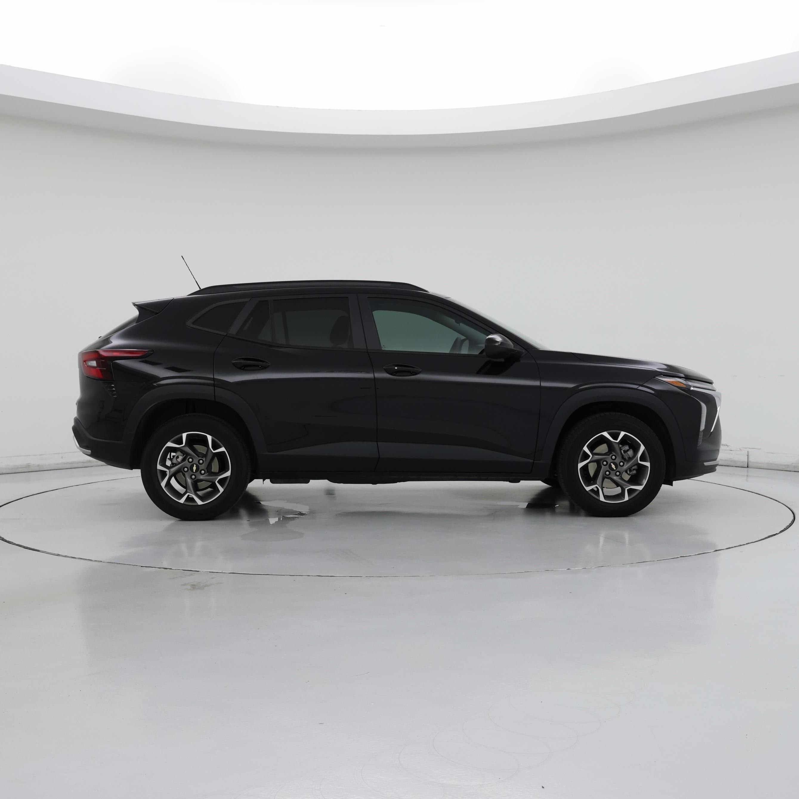 Thumbnail: 2024 Chevrolet Trax - 7