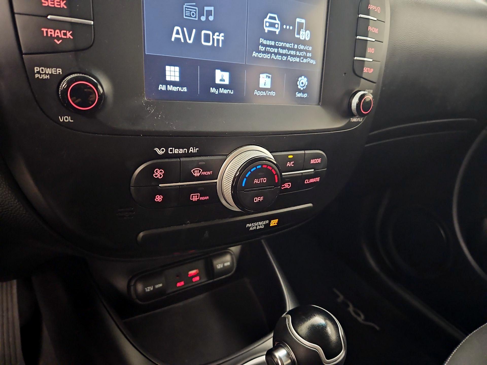 Thumbnail: 2019 Kia Soul - 16
