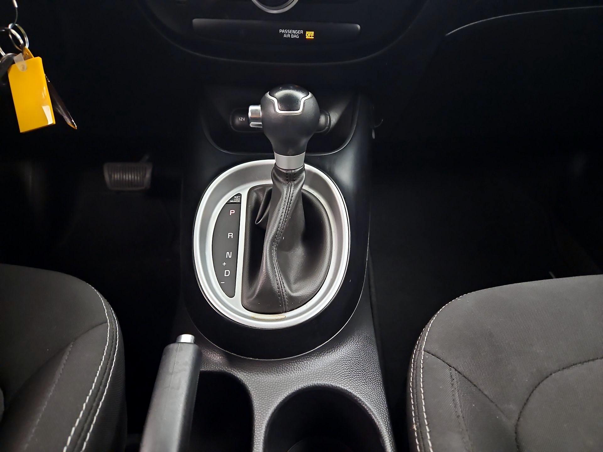 Thumbnail: 2019 Kia Soul - 17