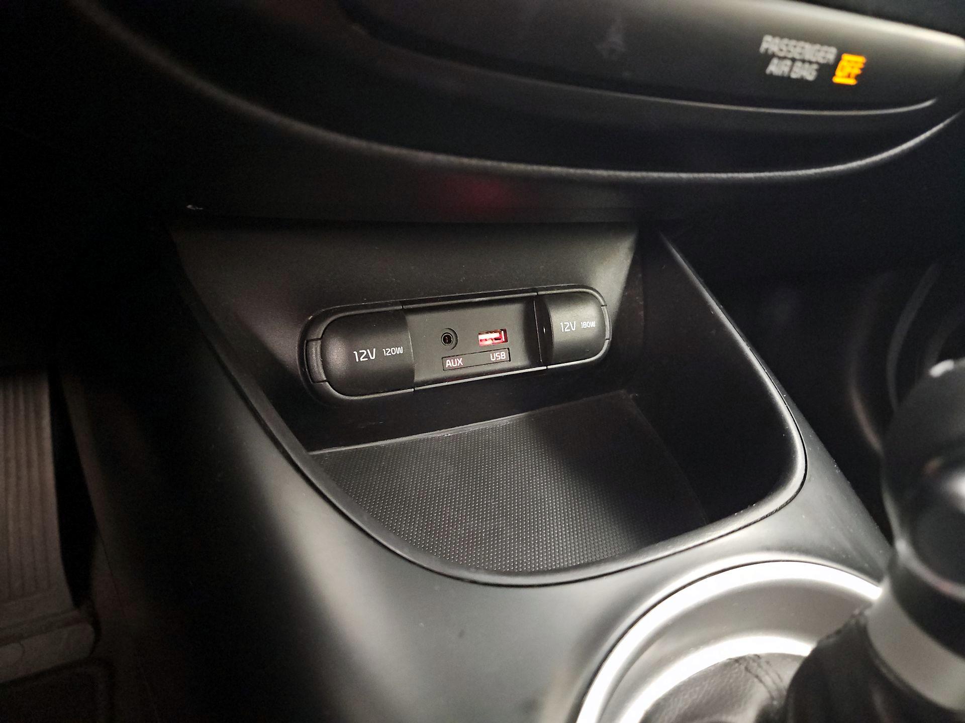 Thumbnail: 2019 Kia Soul - 18