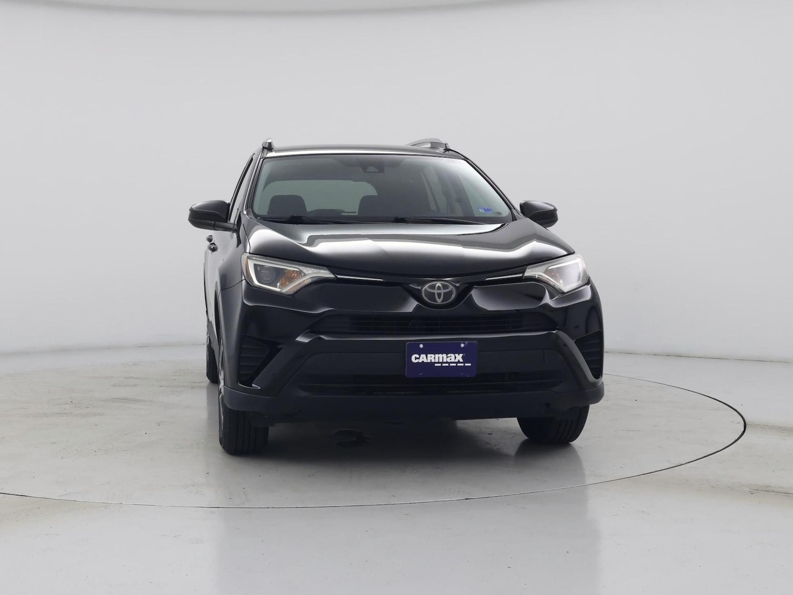 2017 Toyota RAV4 LE - Photo 6