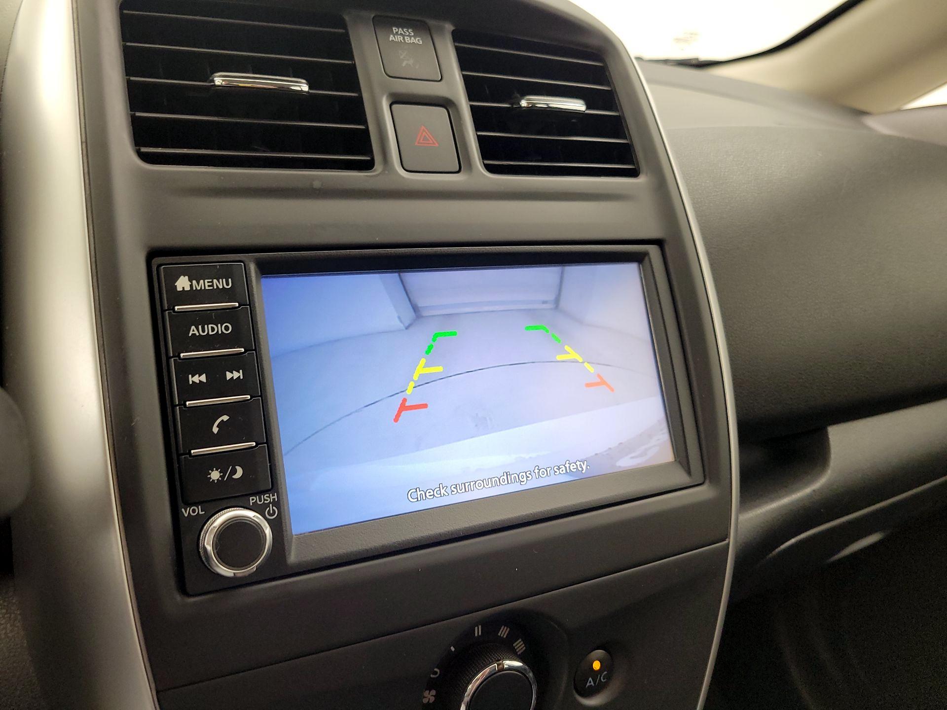 Thumbnail: 2018 Nissan Versa Note - 14