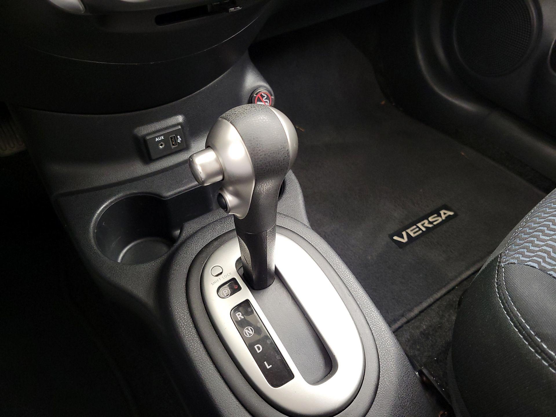 Thumbnail: 2018 Nissan Versa Note - 17