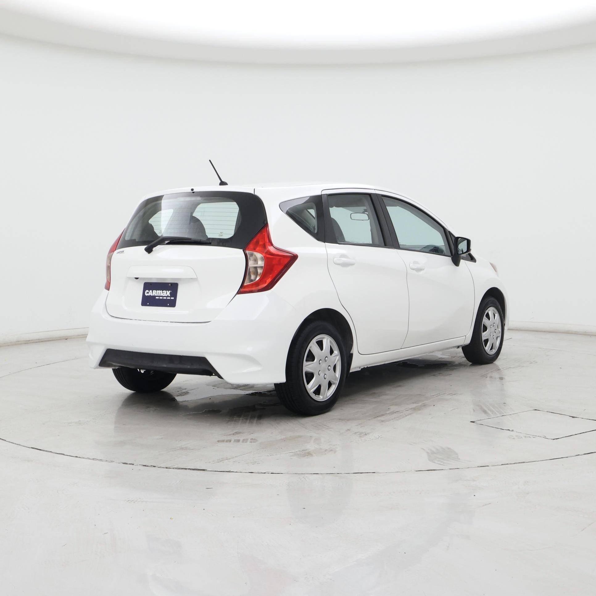 Thumbnail: 2018 Nissan Versa Note - 8