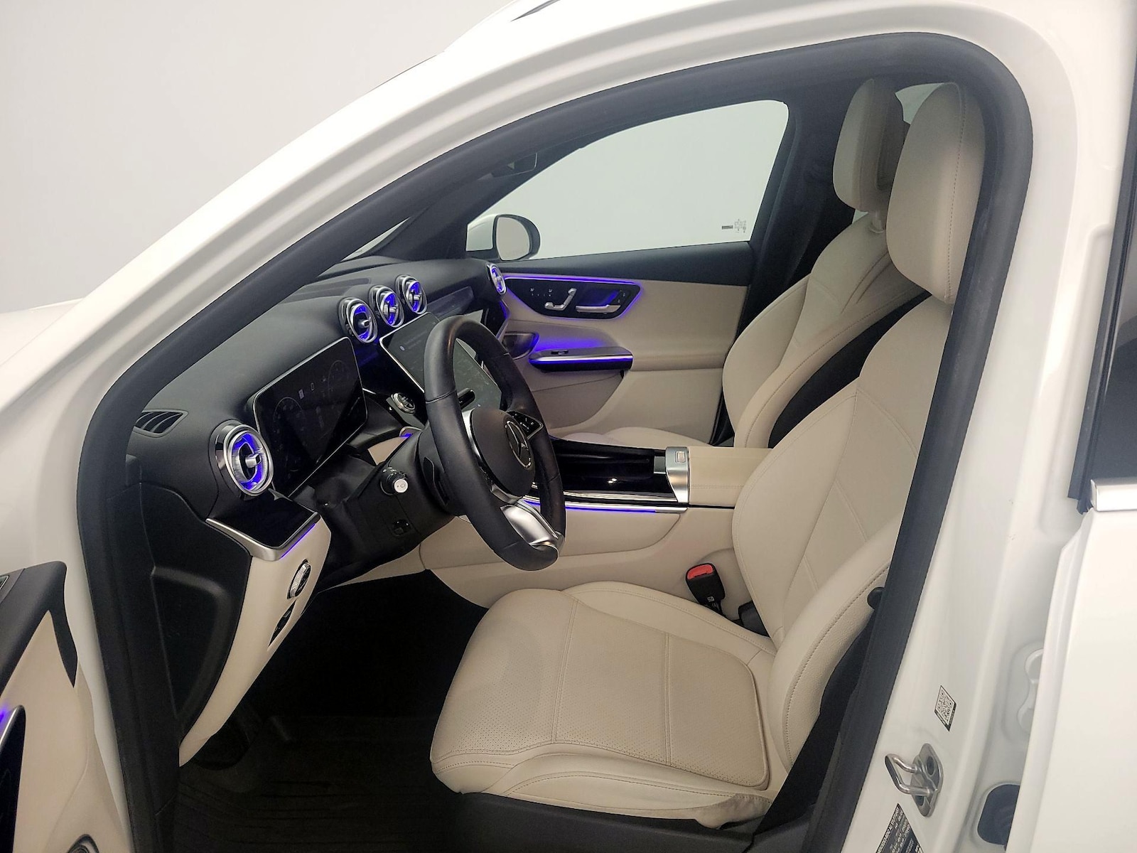 2026 Mercedes-Benz GLC Base - Photo 12