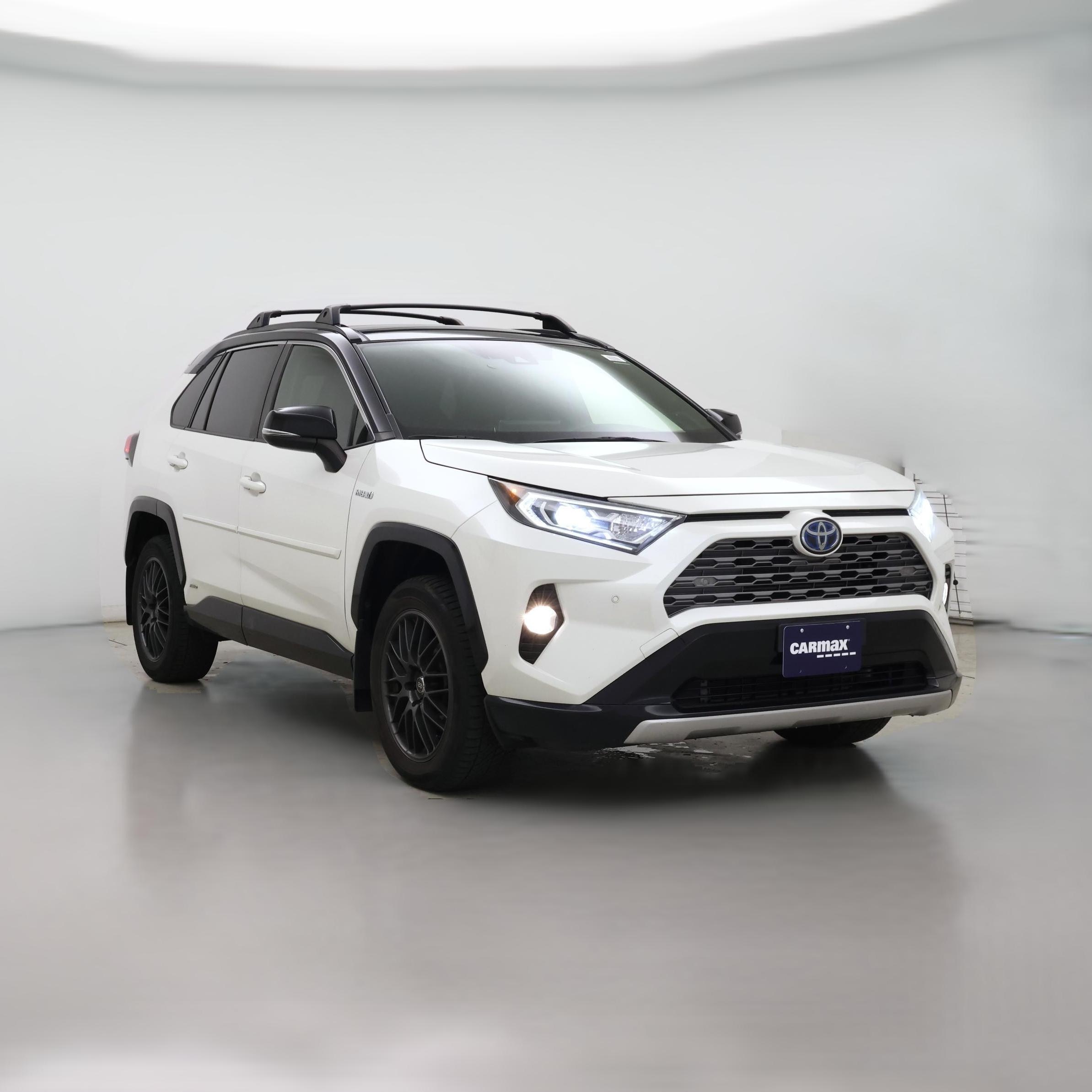 Thumbnail: 2019 Toyota RAV4 - 1
