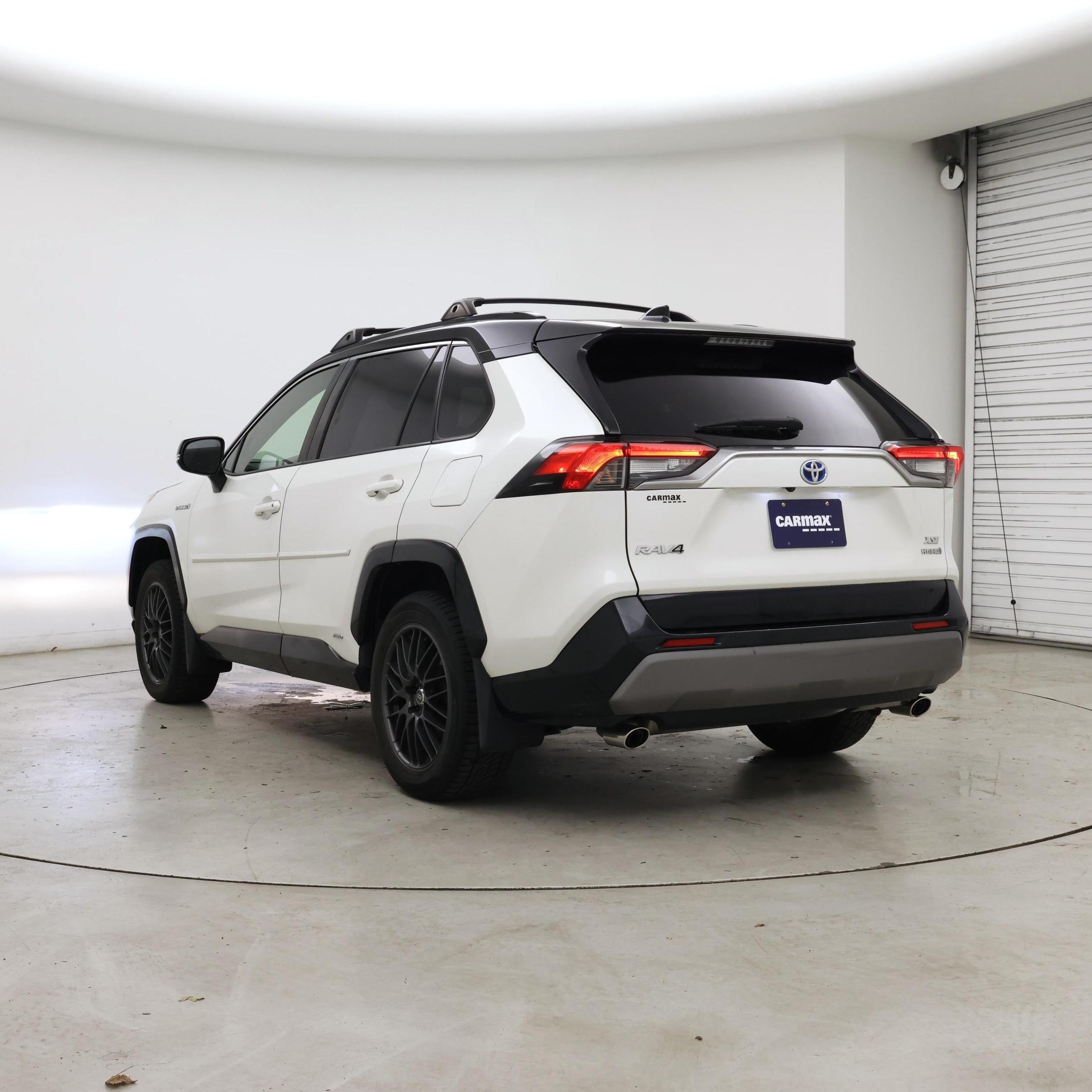 Thumbnail: 2019 Toyota RAV4 - 2