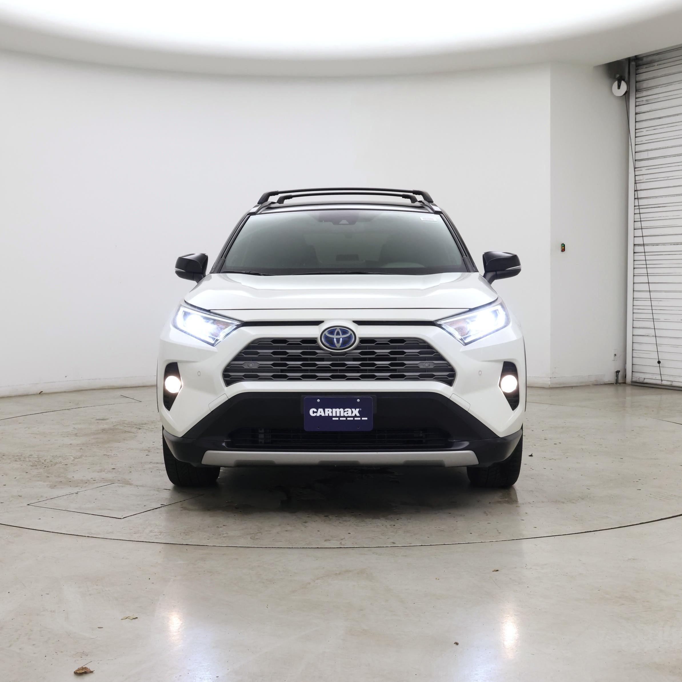 Thumbnail: 2019 Toyota RAV4 - 5