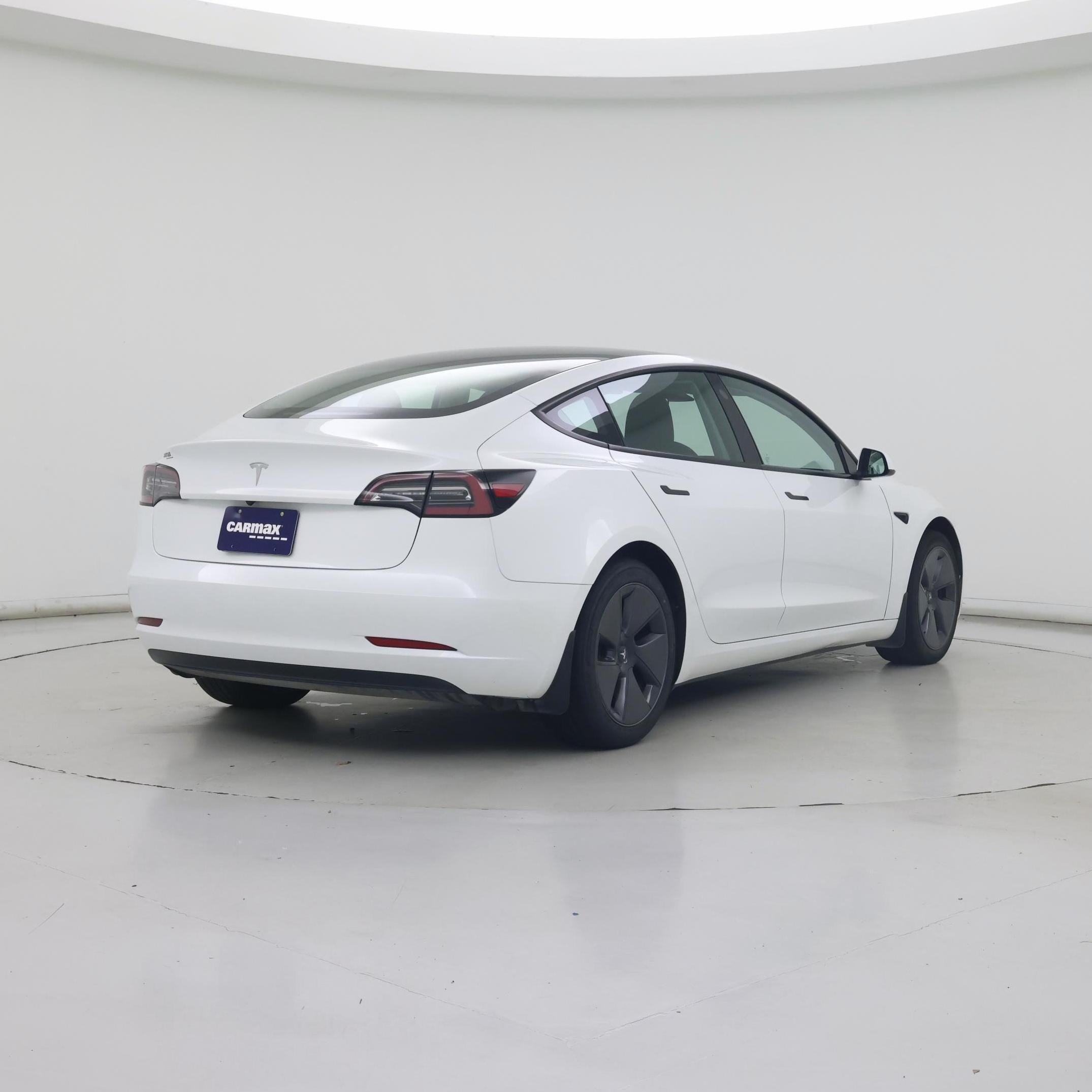 Thumbnail: 2023 Tesla Model 3 - 8
