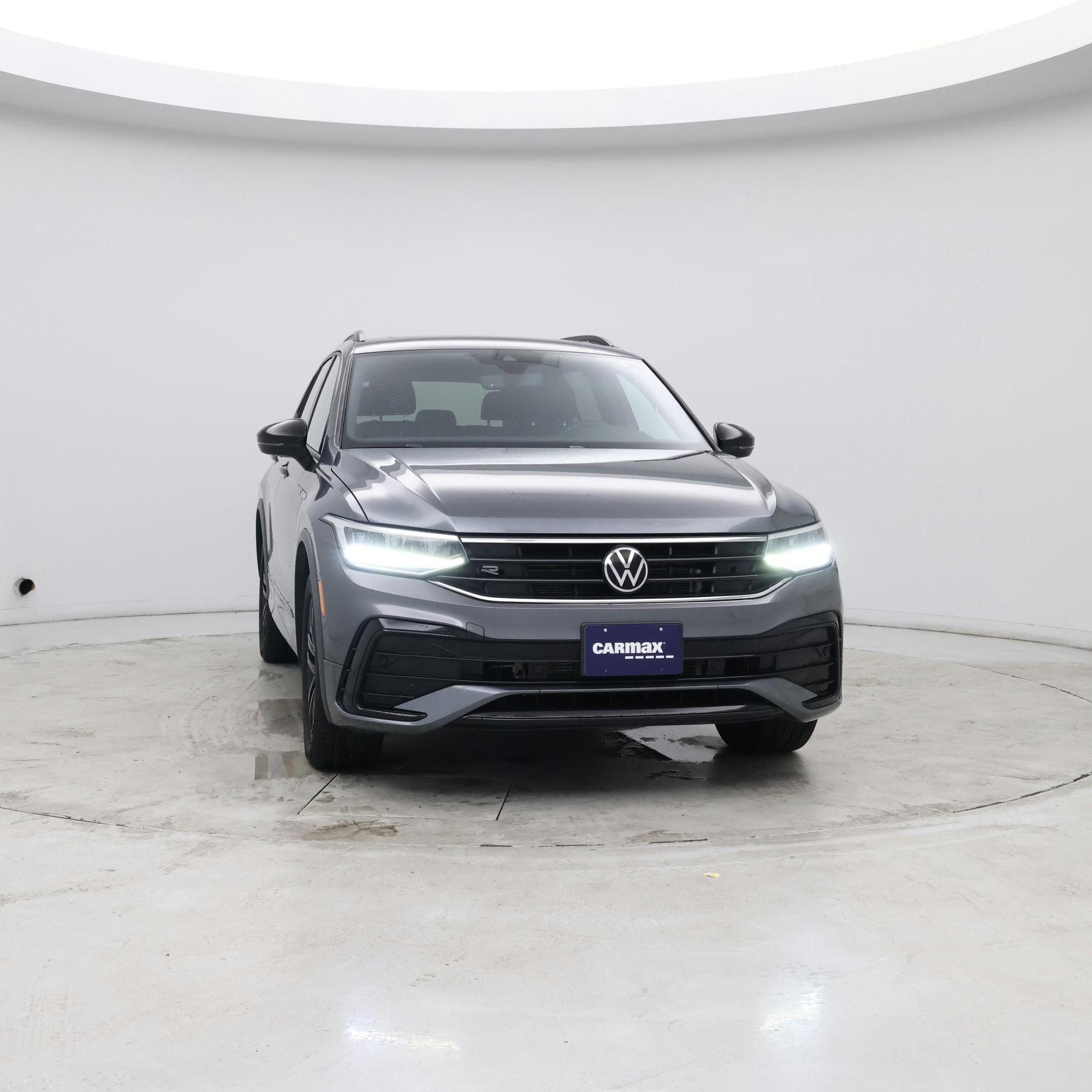 Thumbnail: 2022 Volkswagen Tiguan - 5