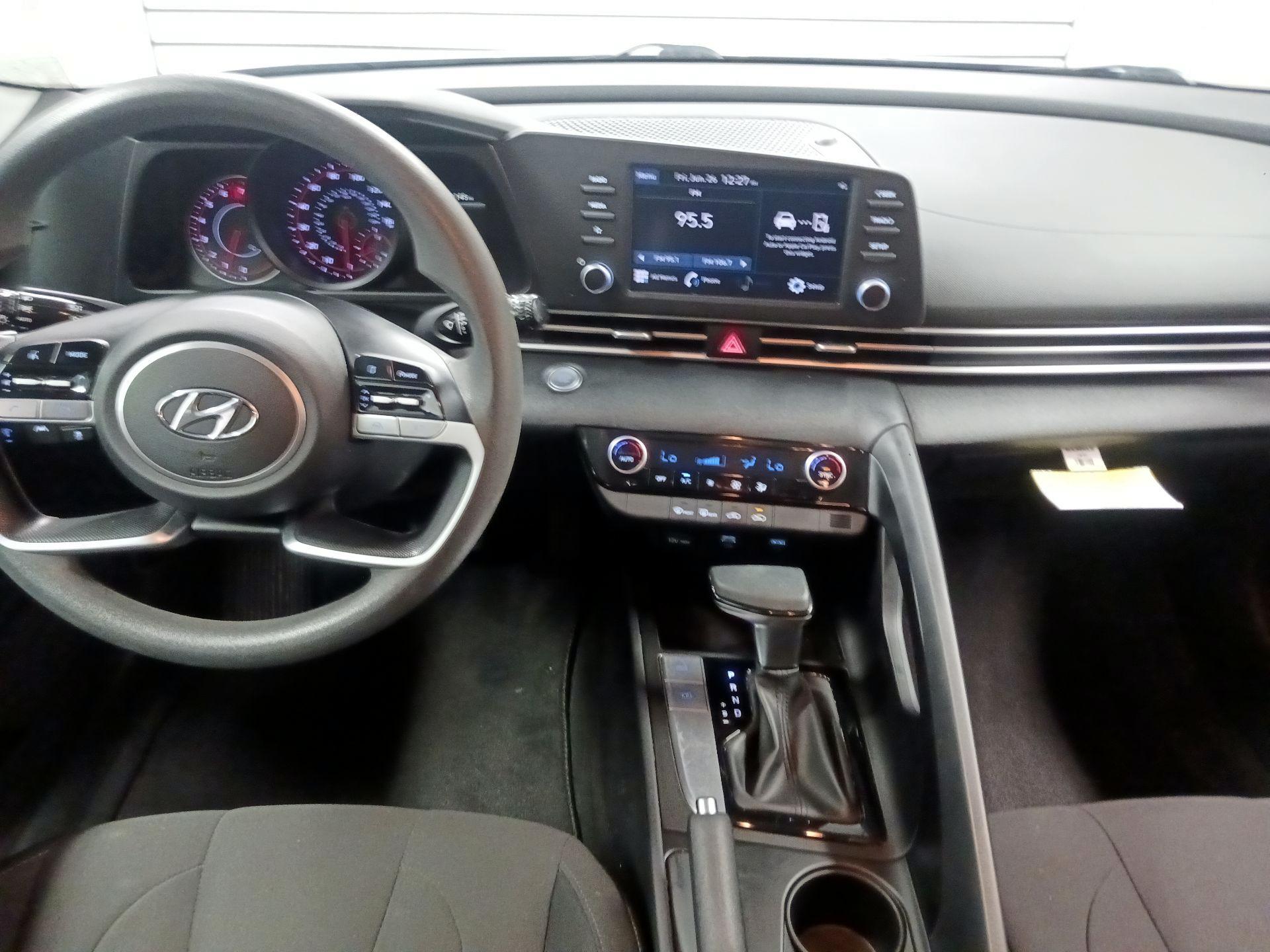 Thumbnail: 2023 Hyundai Elantra - 9