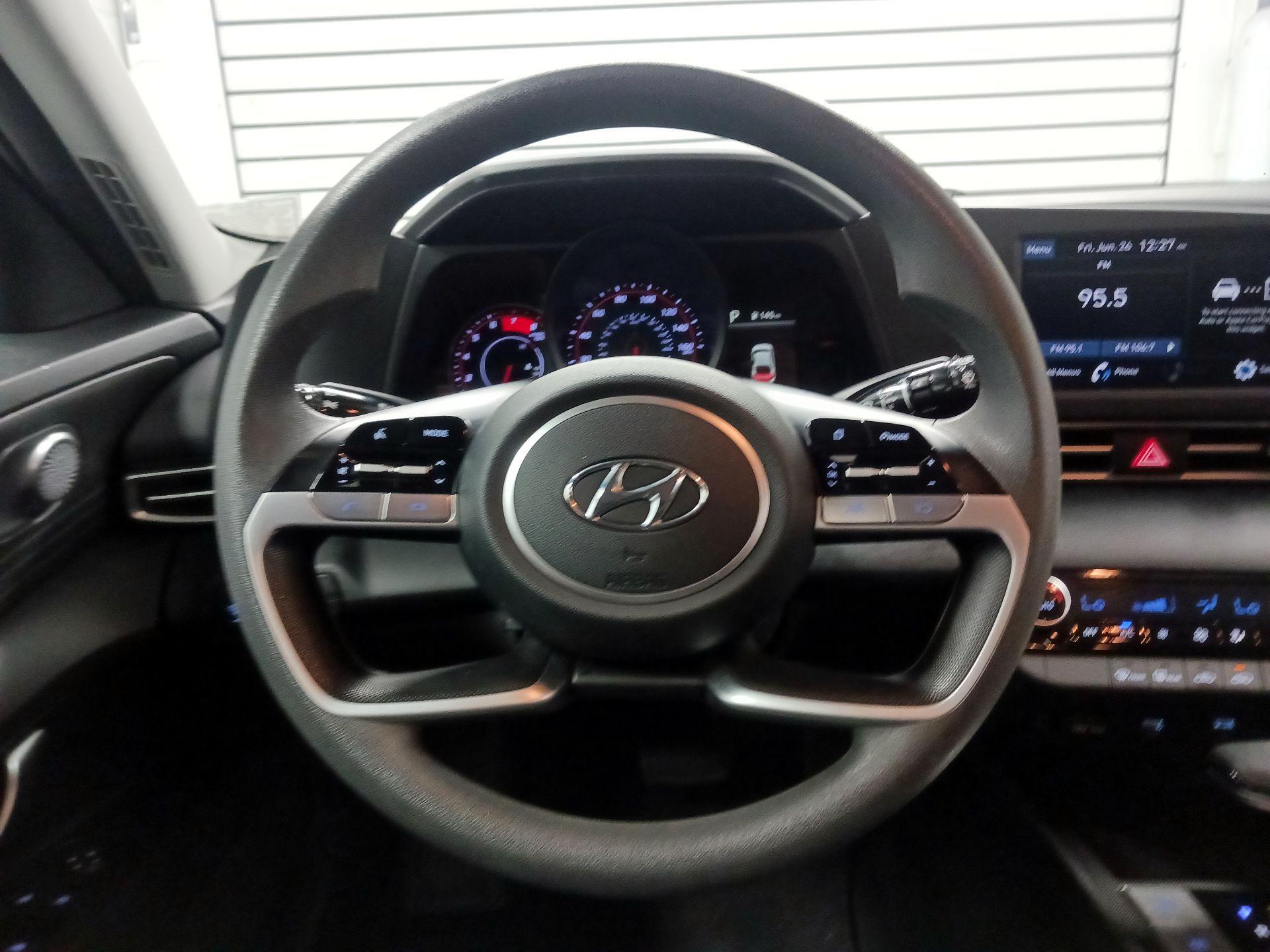 Thumbnail: 2023 Hyundai Elantra - 10