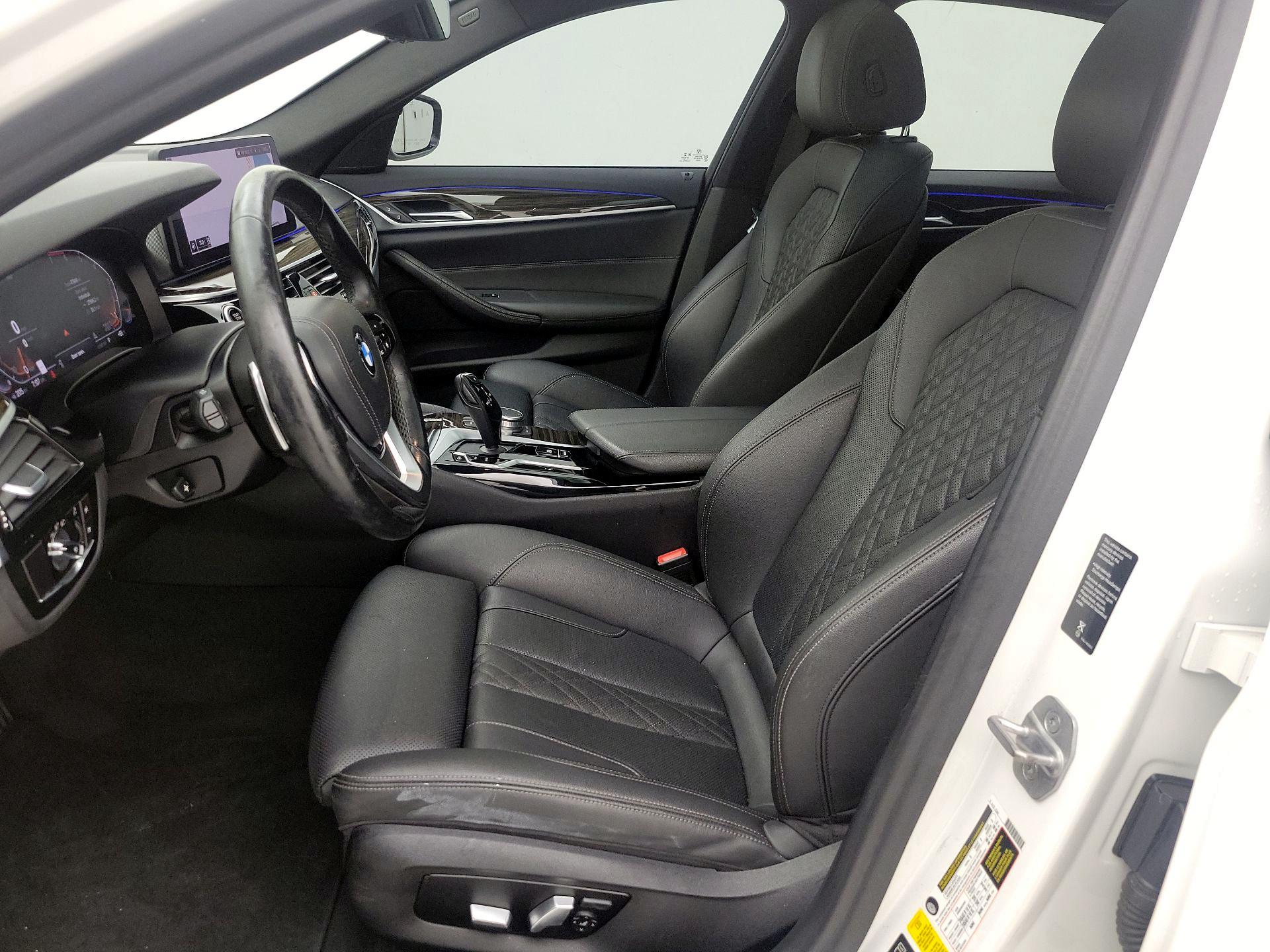 Thumbnail: 2021 BMW 5 Series - 11