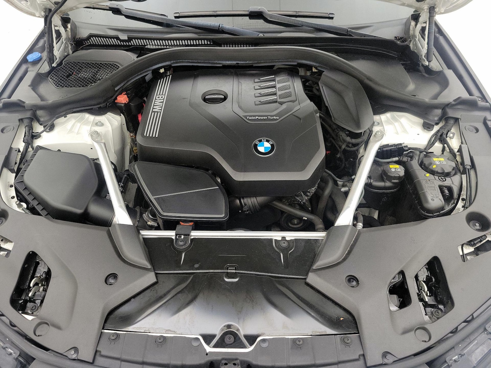 2021 BMW 5 Series 530i - Photo 24