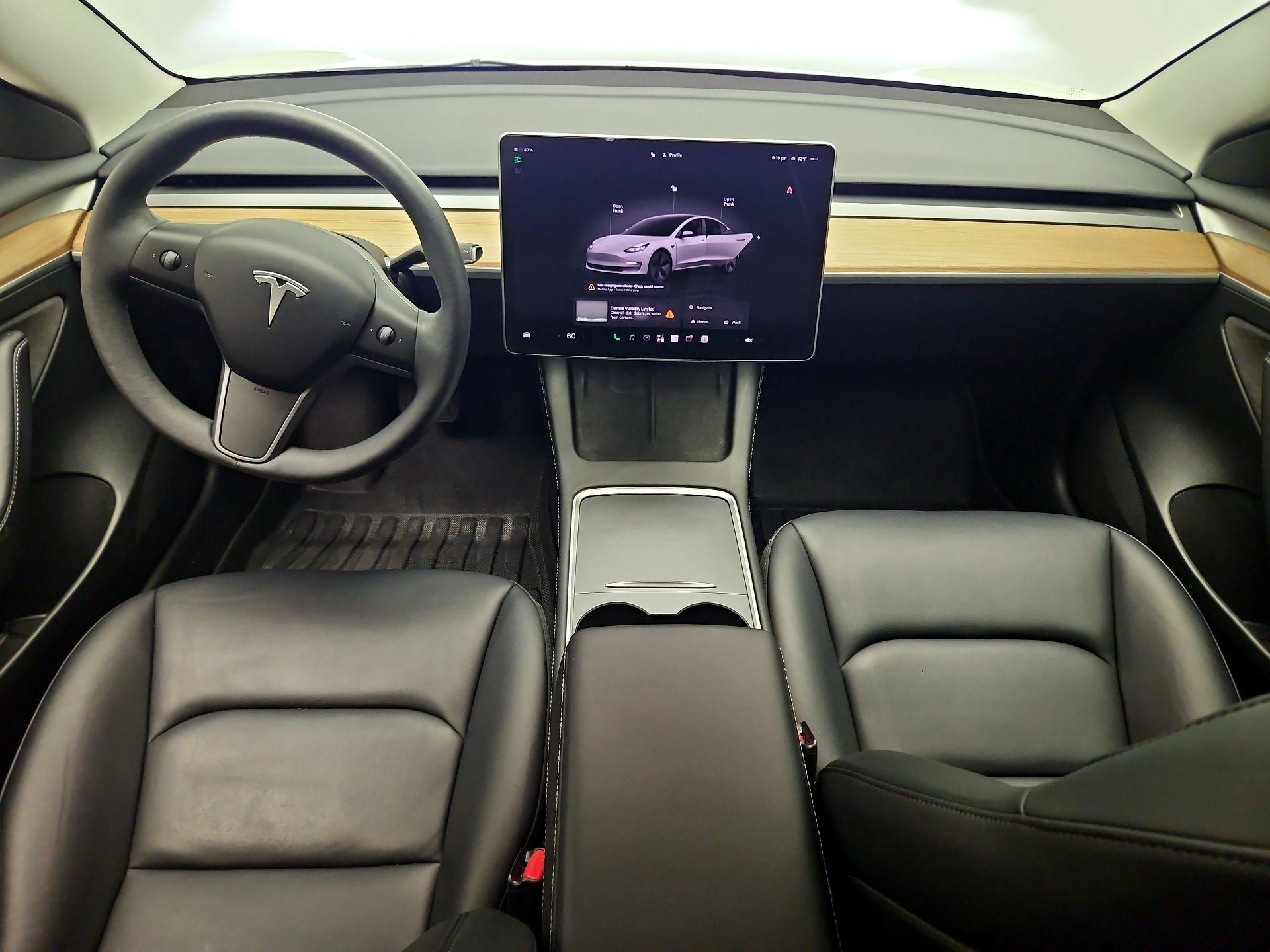 Thumbnail: 2023 Tesla Model 3 - 9