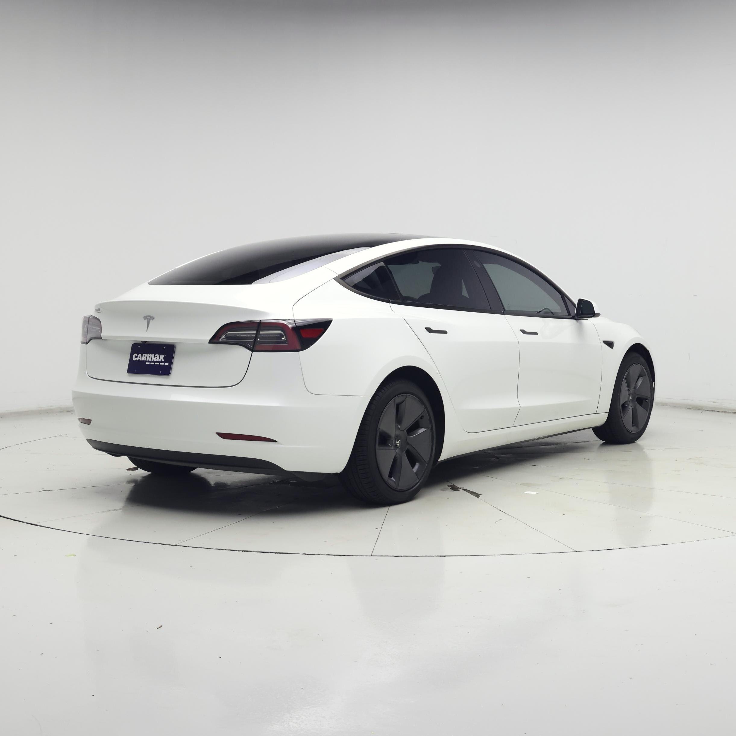 Thumbnail: 2023 Tesla Model 3 - 8