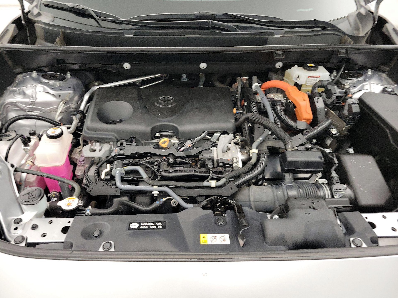 2021 Toyota RAV4 LE - Photo 13