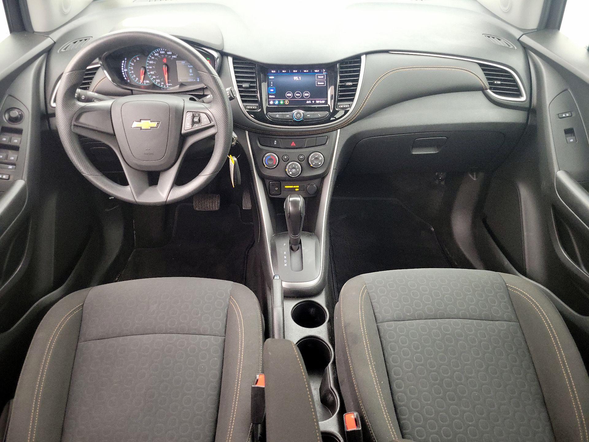 Thumbnail: 2021 Chevrolet Trax - 9