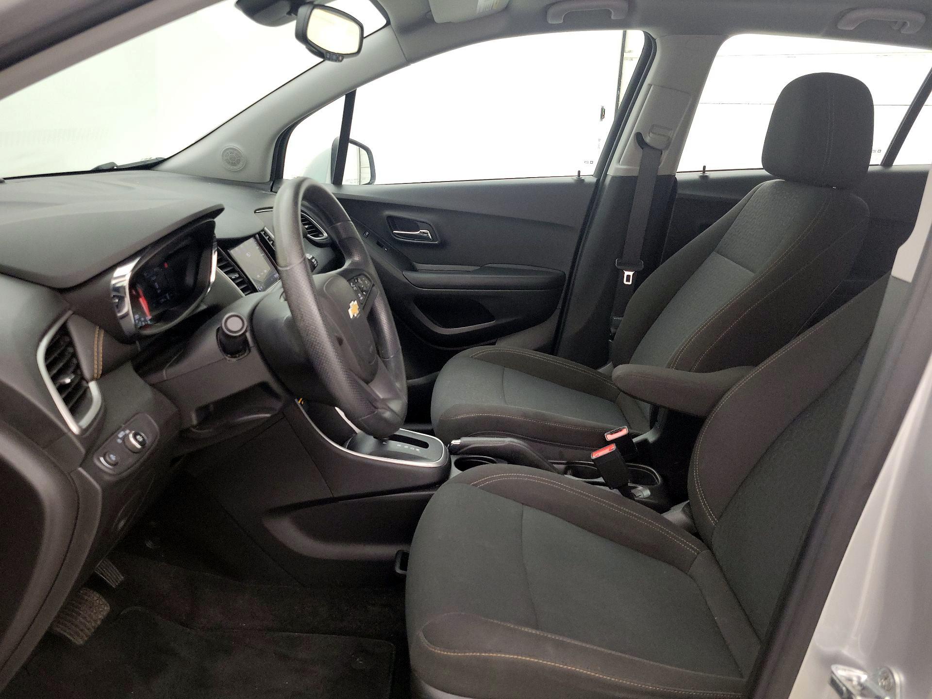 Thumbnail: 2021 Chevrolet Trax - 11