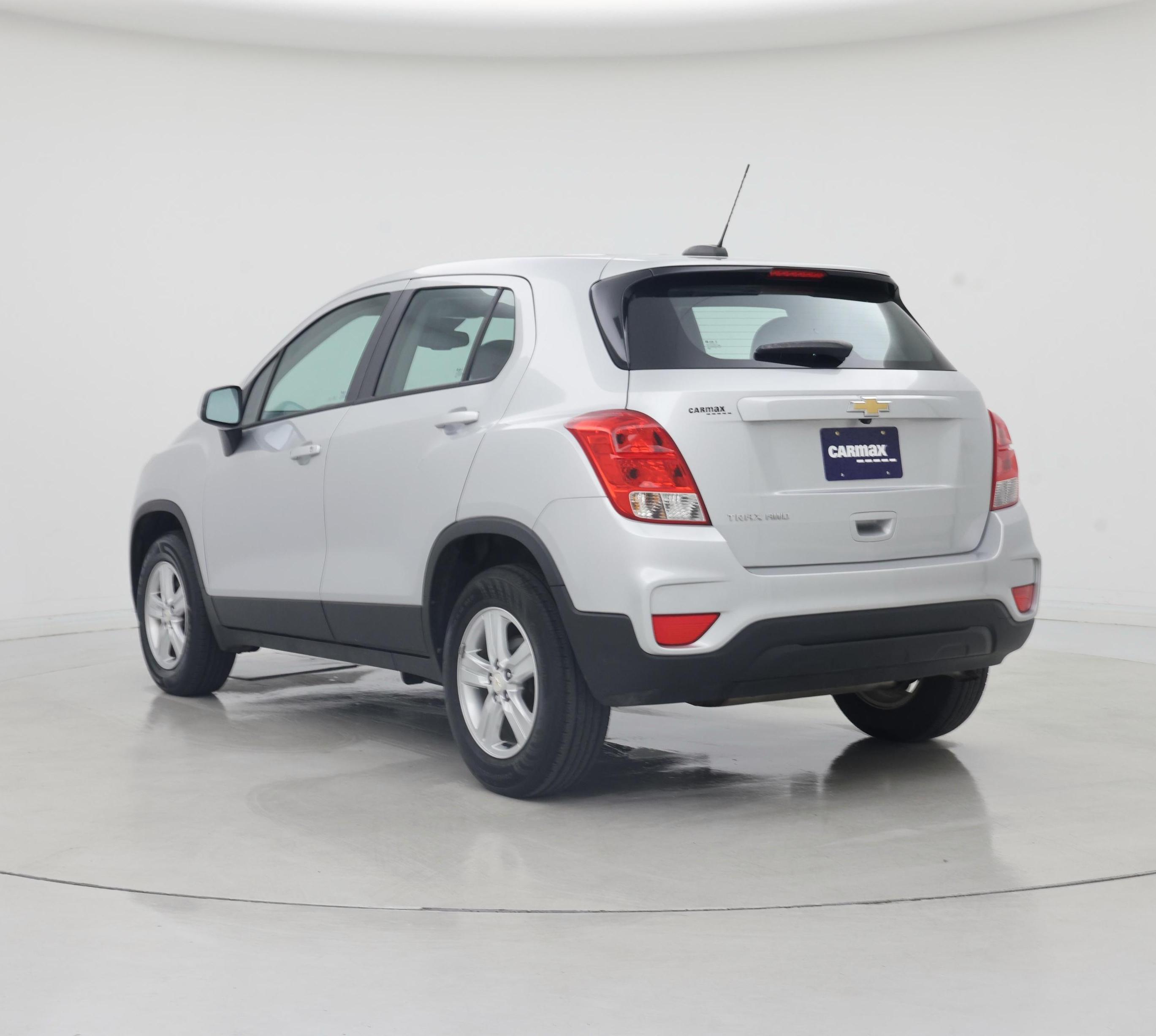 Thumbnail: 2021 Chevrolet Trax - 2