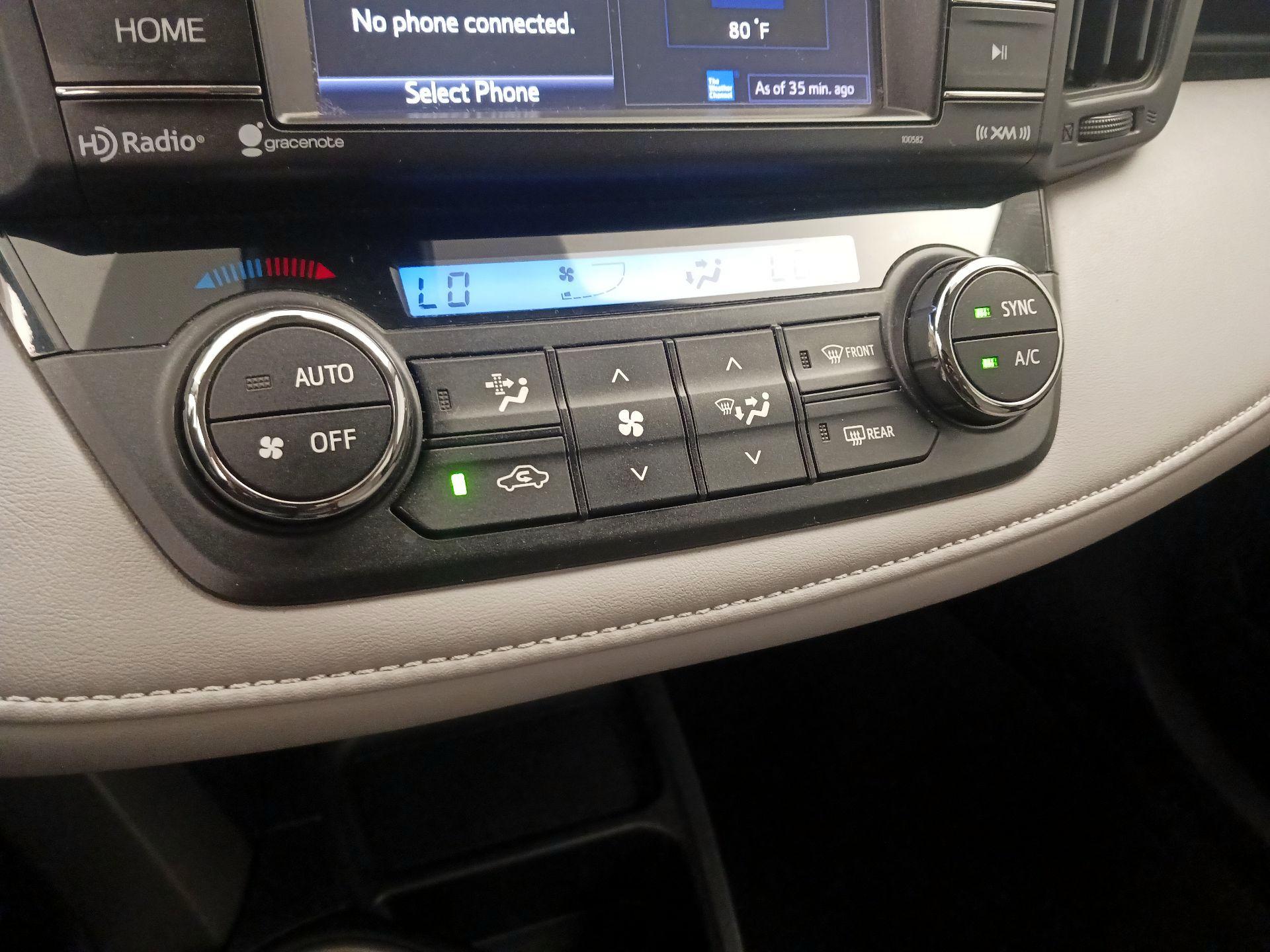 Thumbnail: 2018 Toyota RAV4 - 16