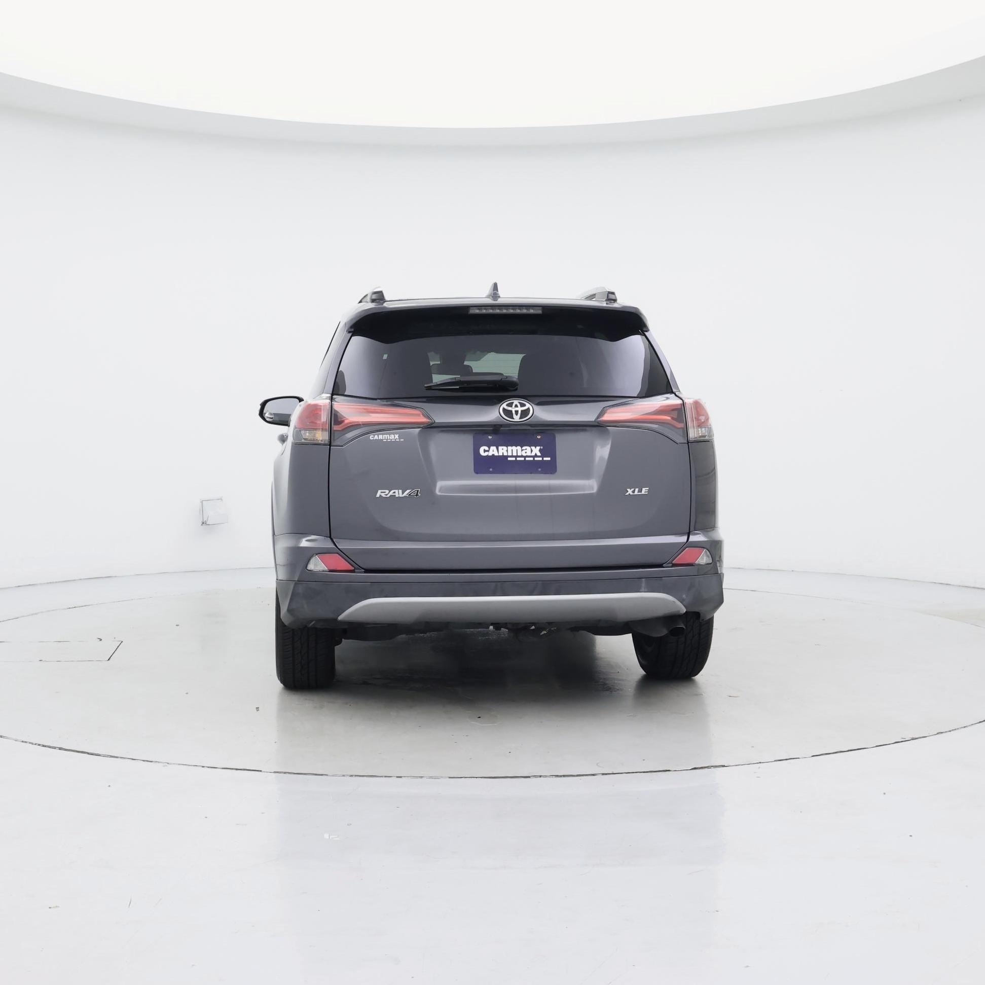 Thumbnail: 2018 Toyota RAV4 - 6
