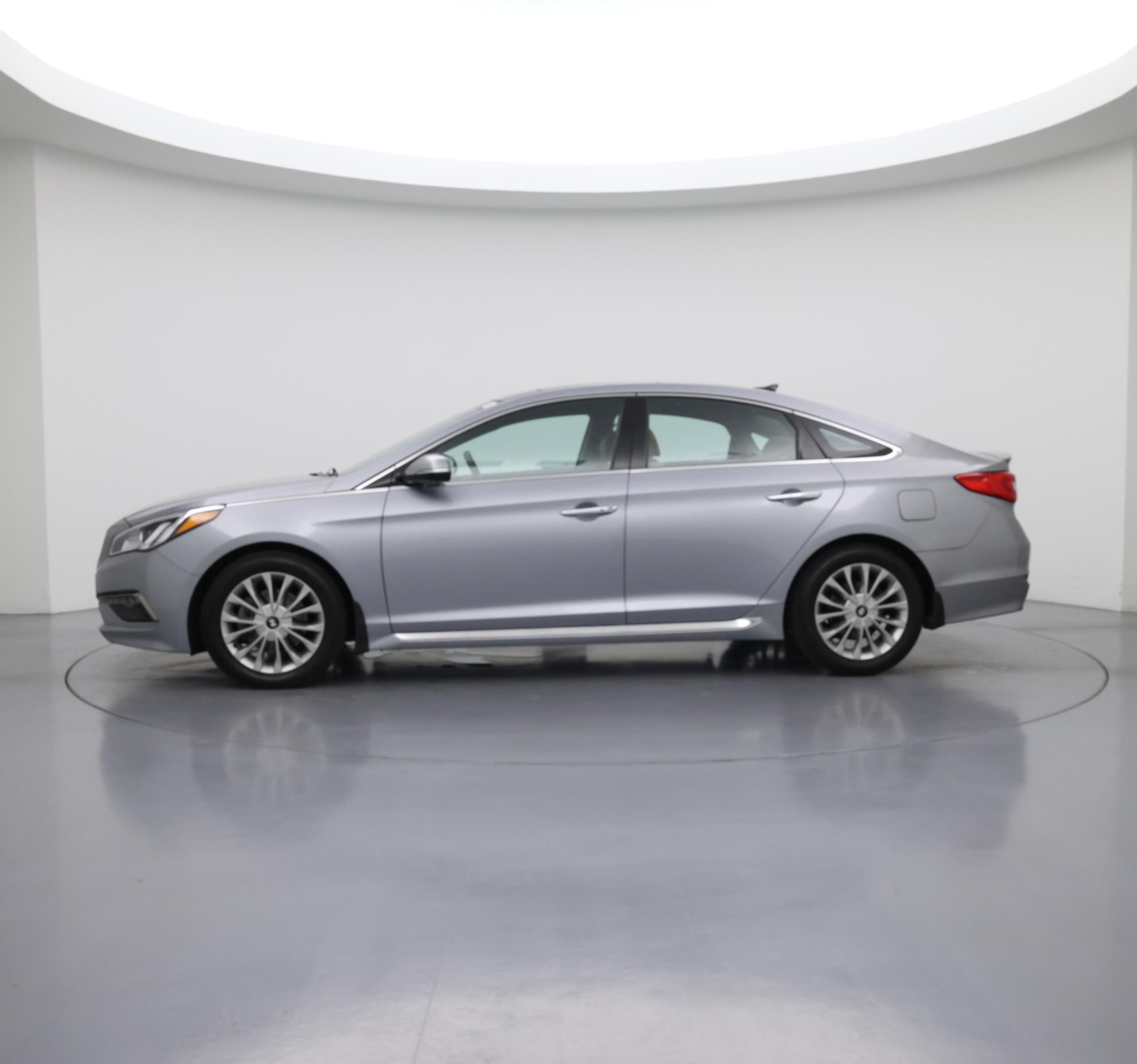 Thumbnail: 2015 Hyundai Sonata - 3