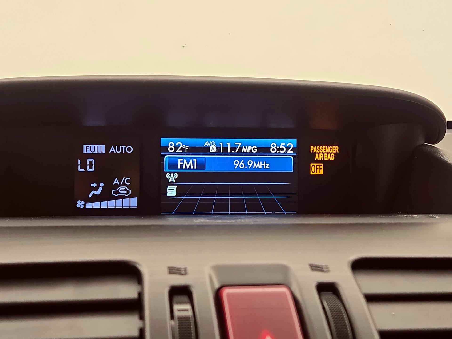 Thumbnail: 2015 Subaru Forester - 15