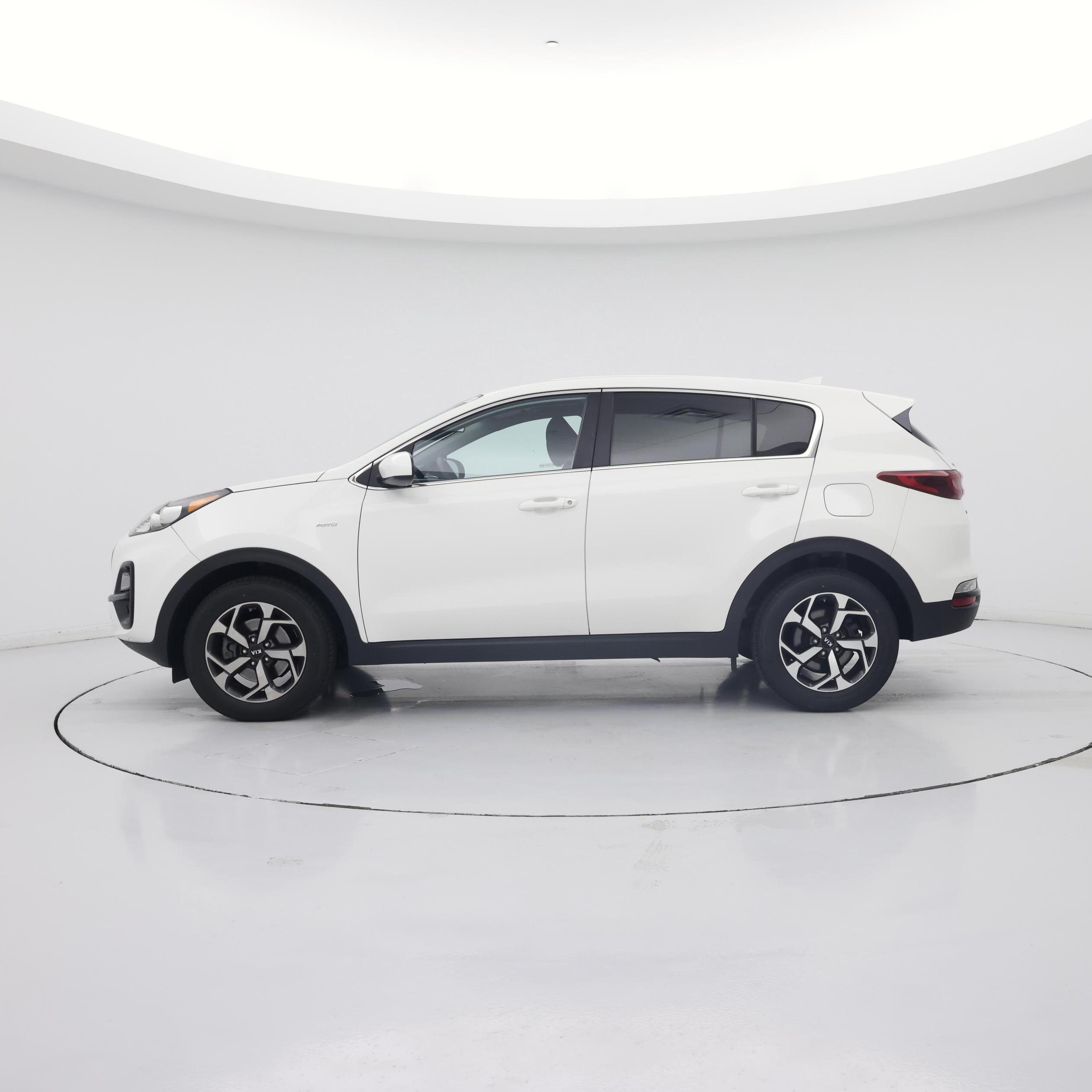 Thumbnail: 2020 Kia Sportage - 3