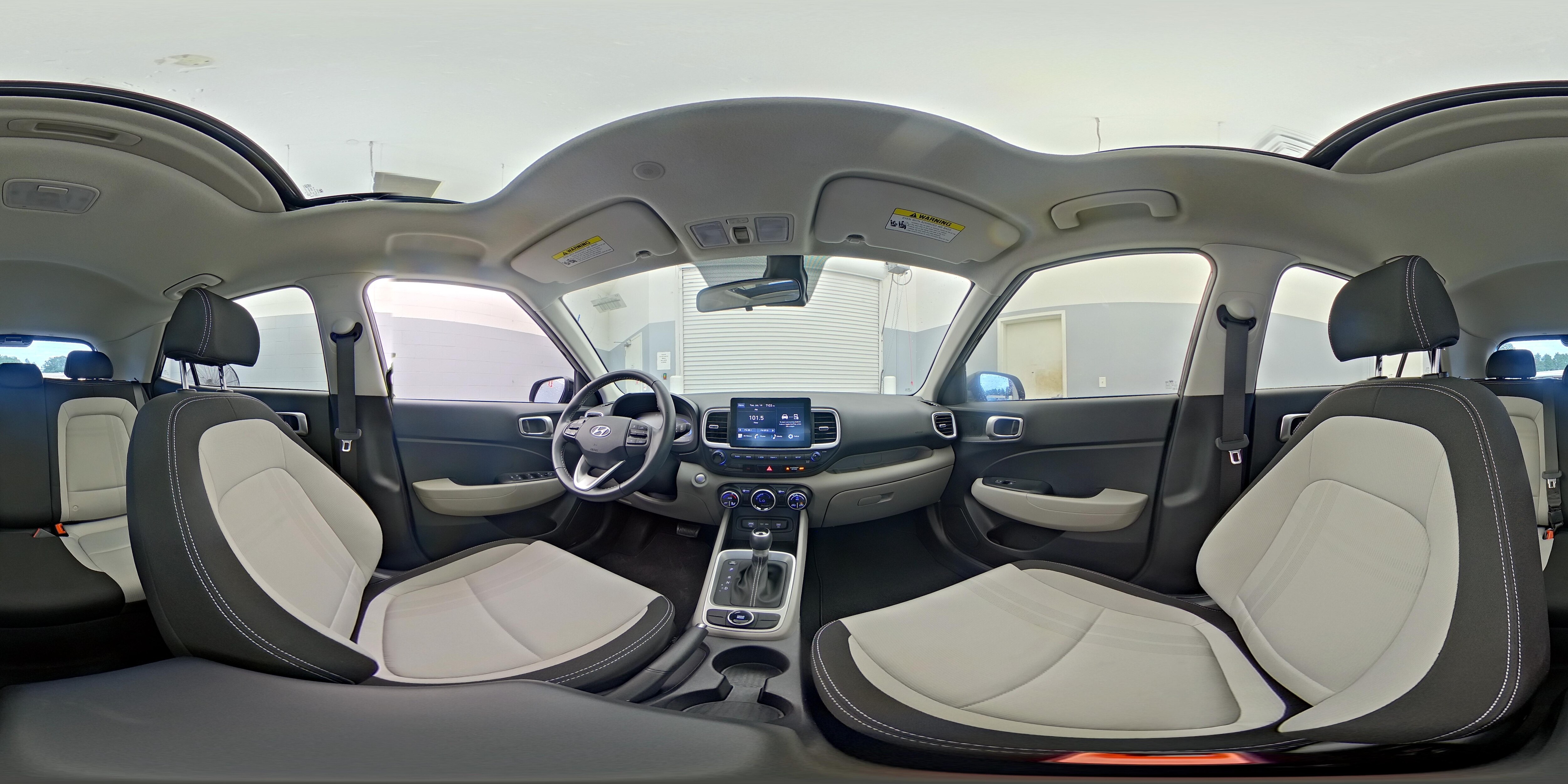 2024 Hyundai Venue SEL - Photo 25