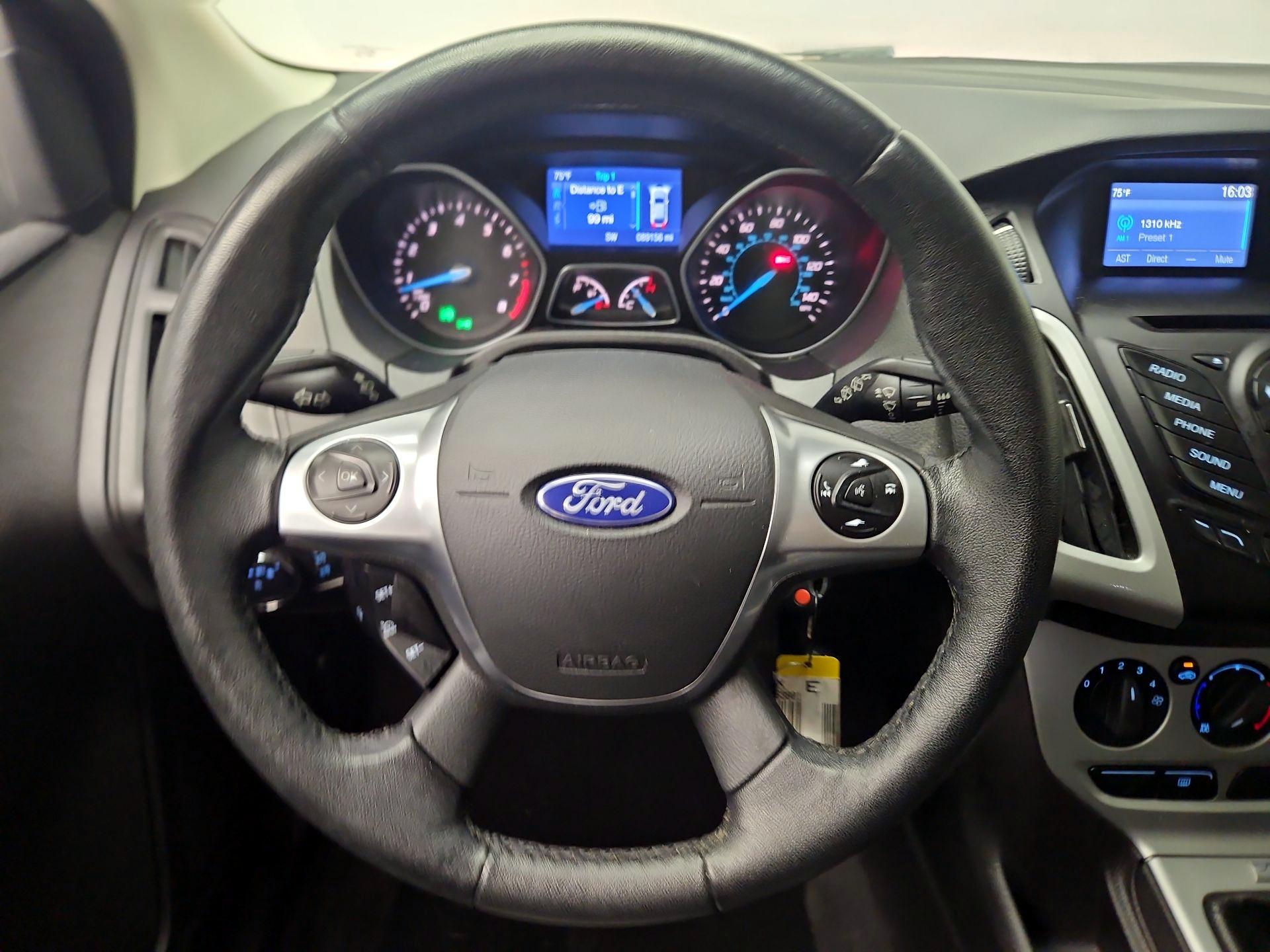 Thumbnail: 2014 Ford Focus - 10