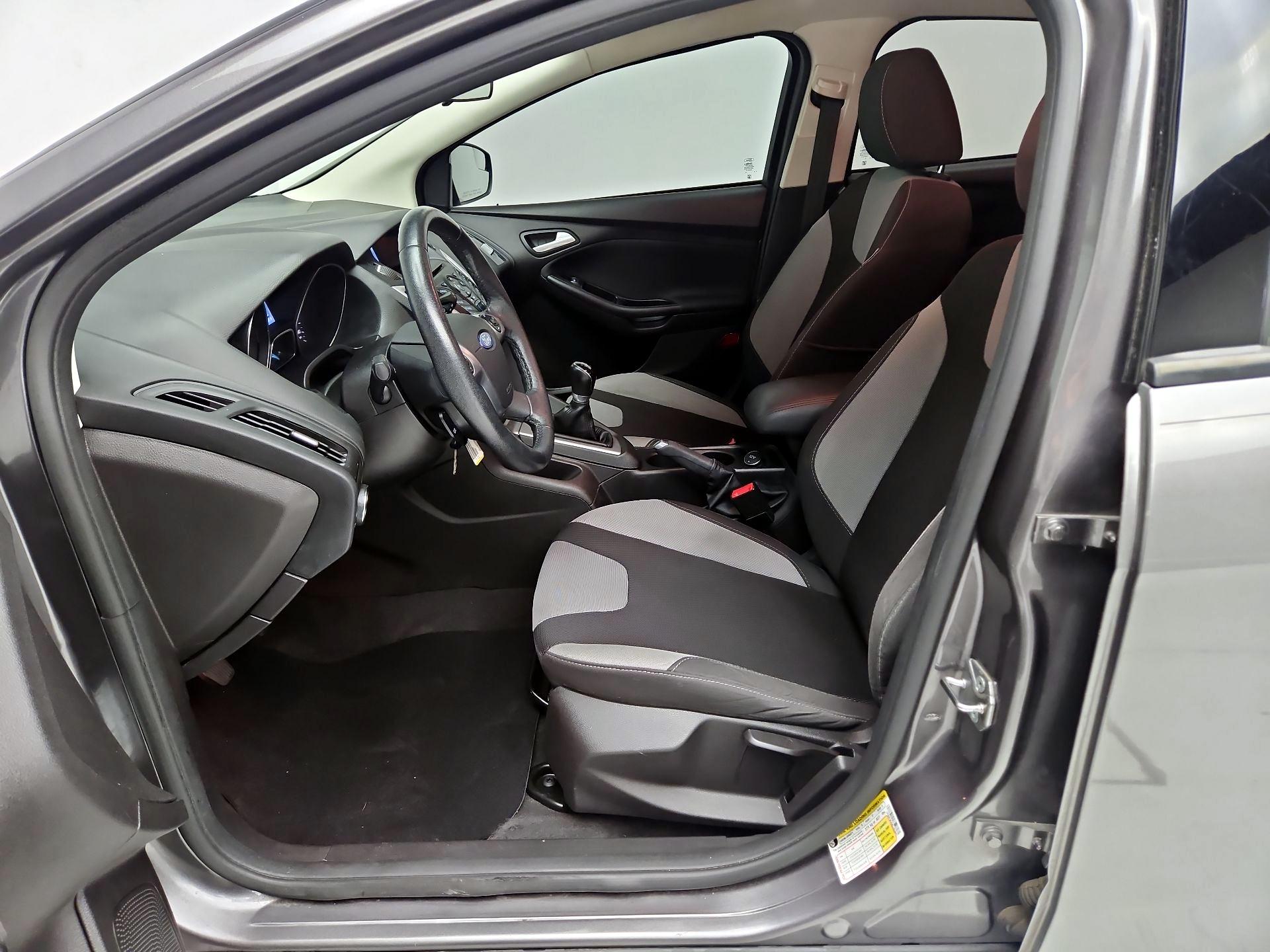 Thumbnail: 2014 Ford Focus - 11