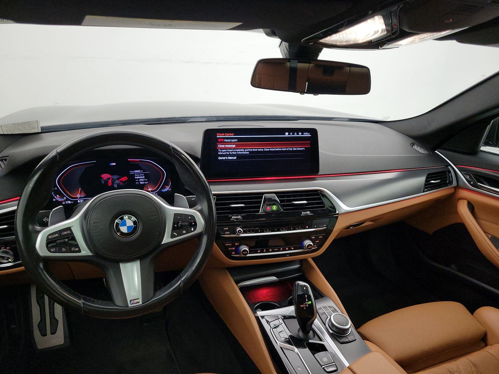 Thumbnail: 2022 BMW 5 Series - 9