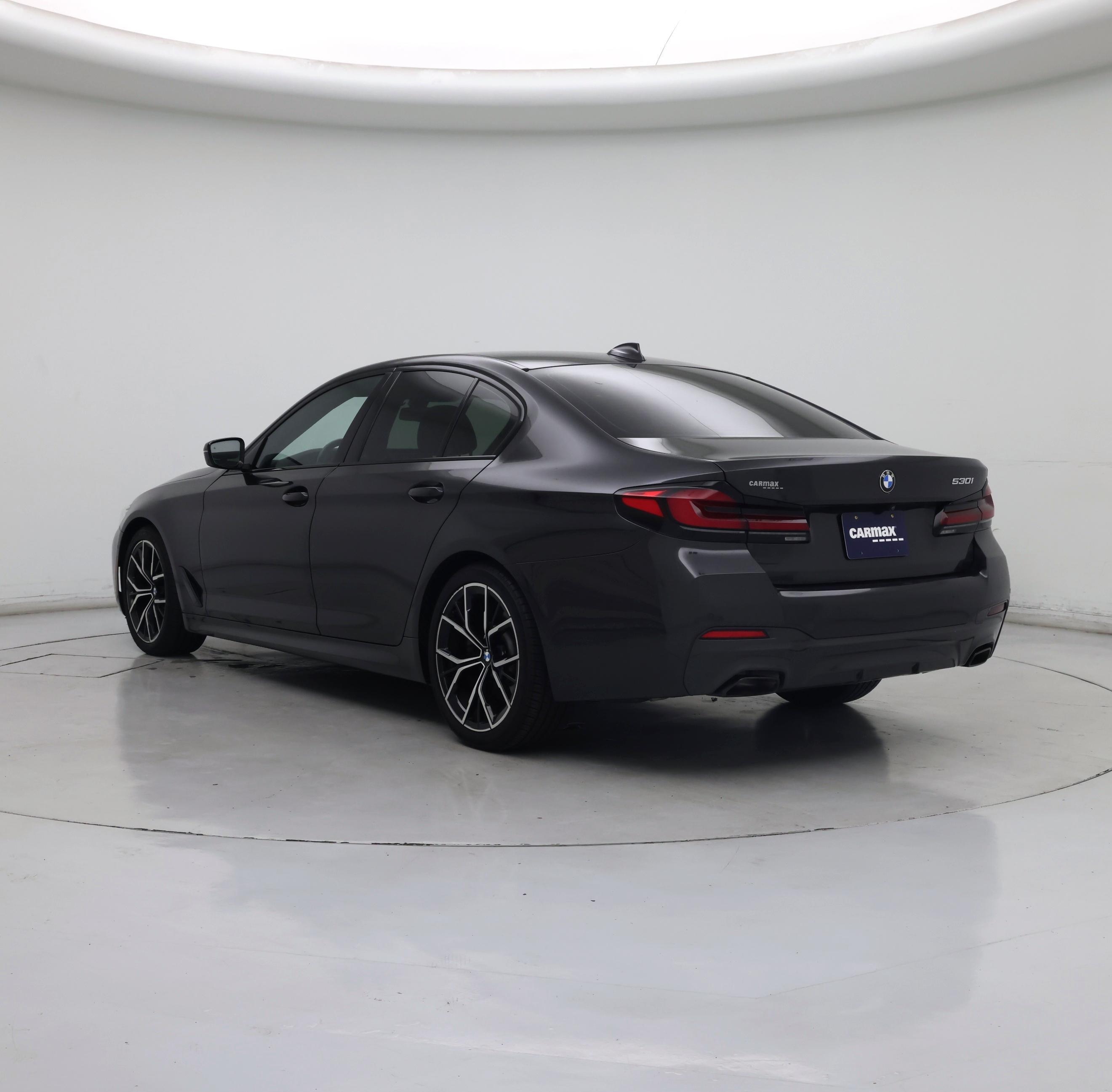 Thumbnail: 2022 BMW 5 Series - 2
