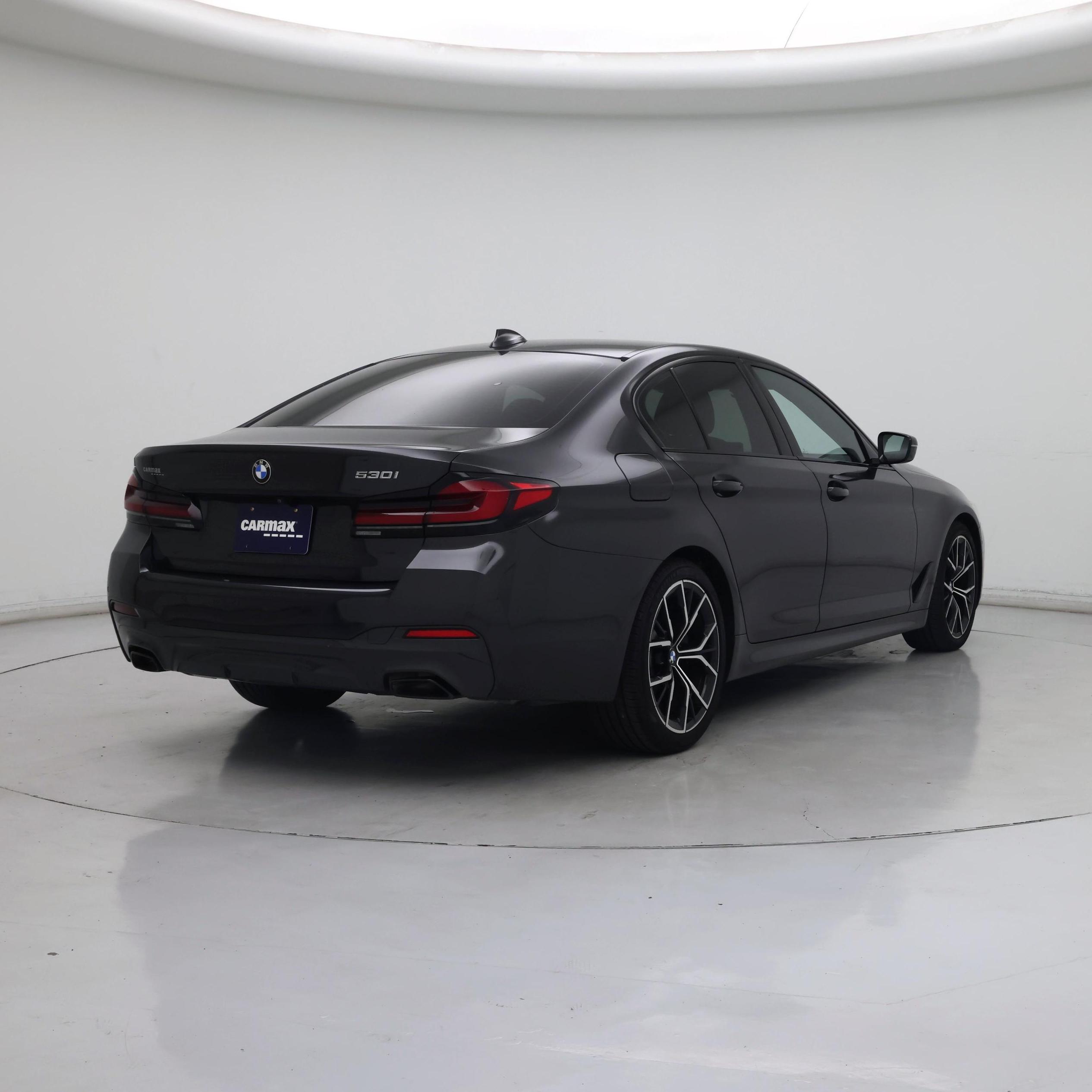 Thumbnail: 2022 BMW 5 Series - 8