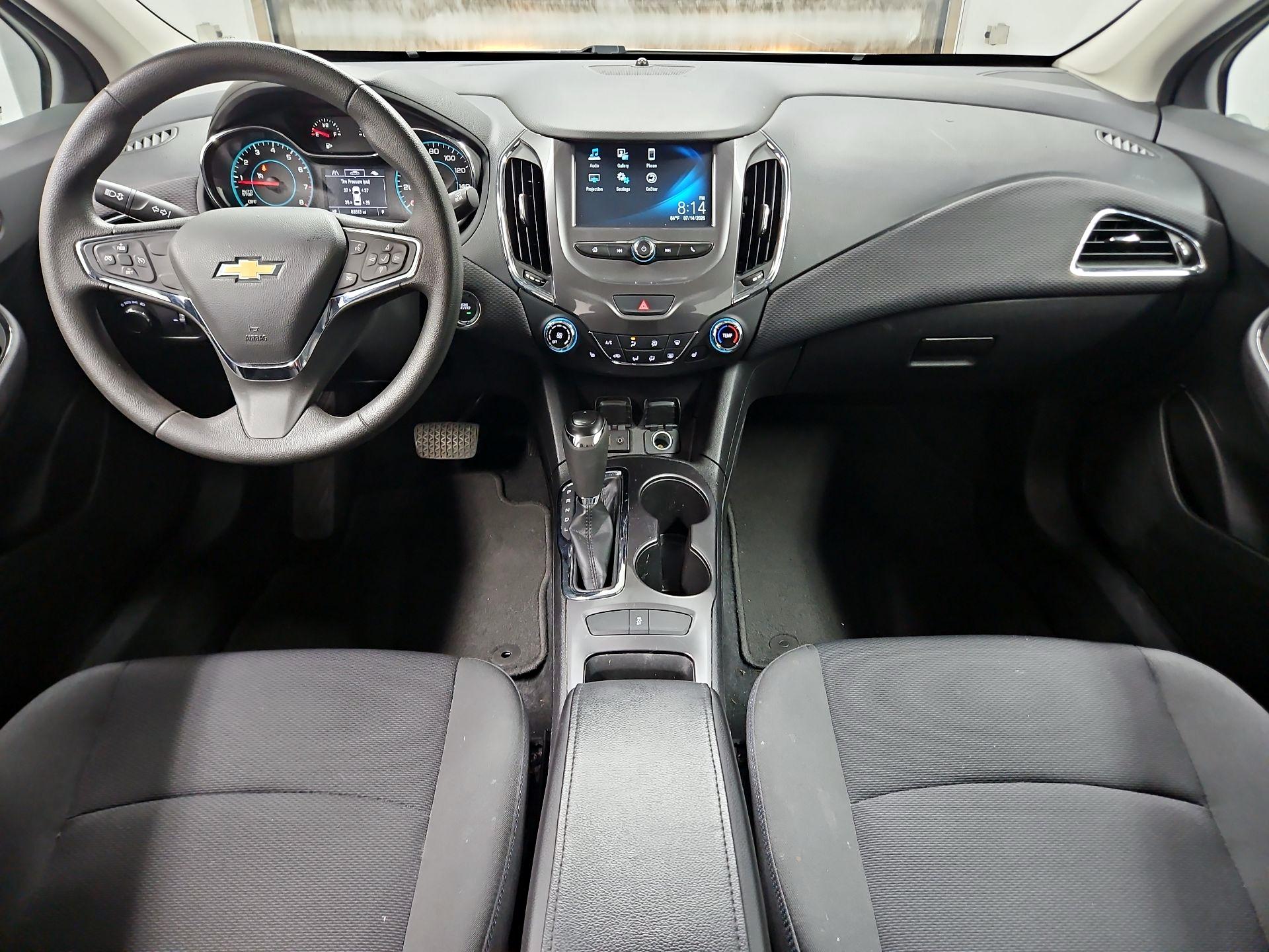Thumbnail: 2017 Chevrolet Cruze - 9