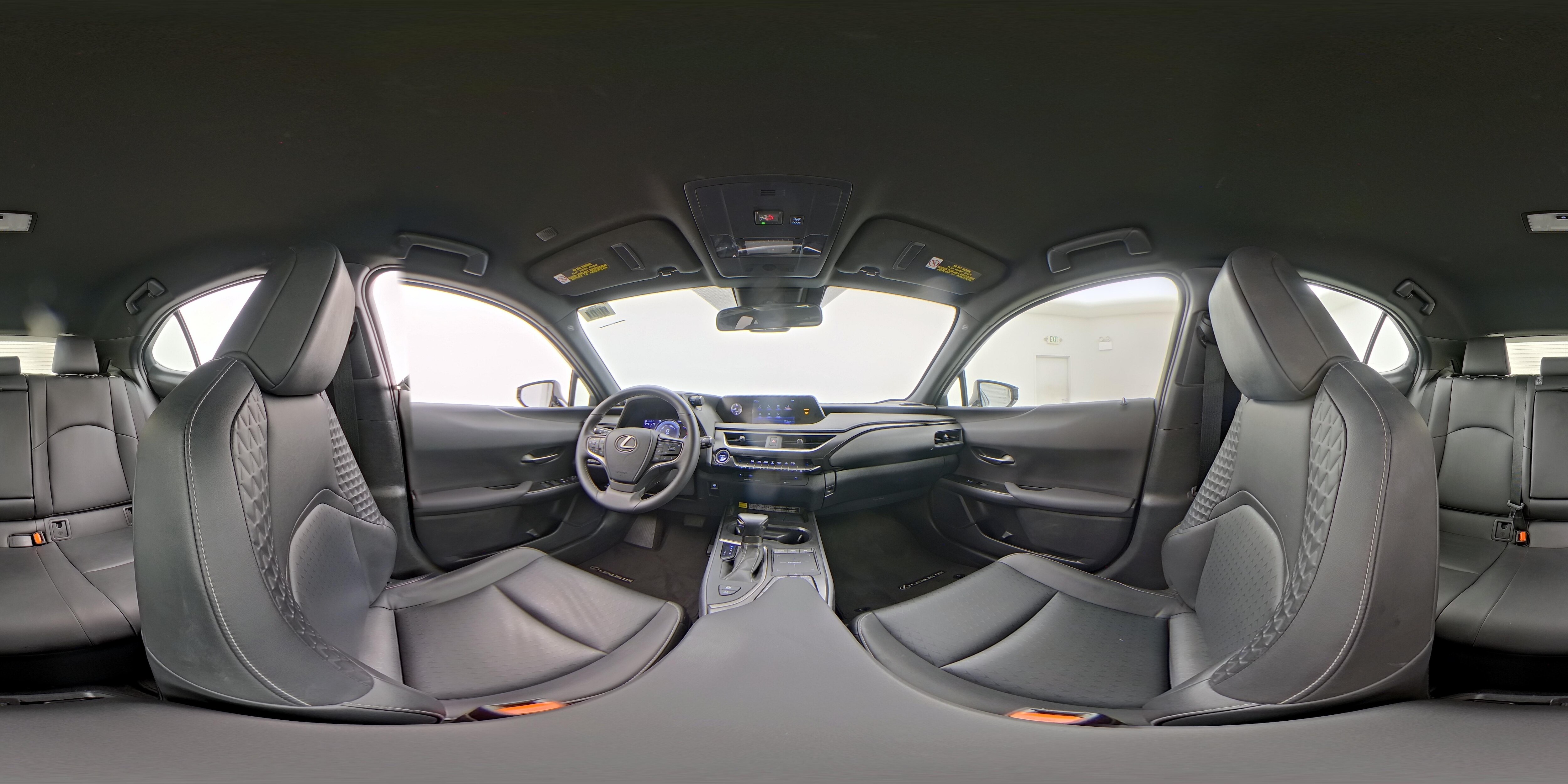 2021 Lexus UX Hybrid 250h - Photo 24