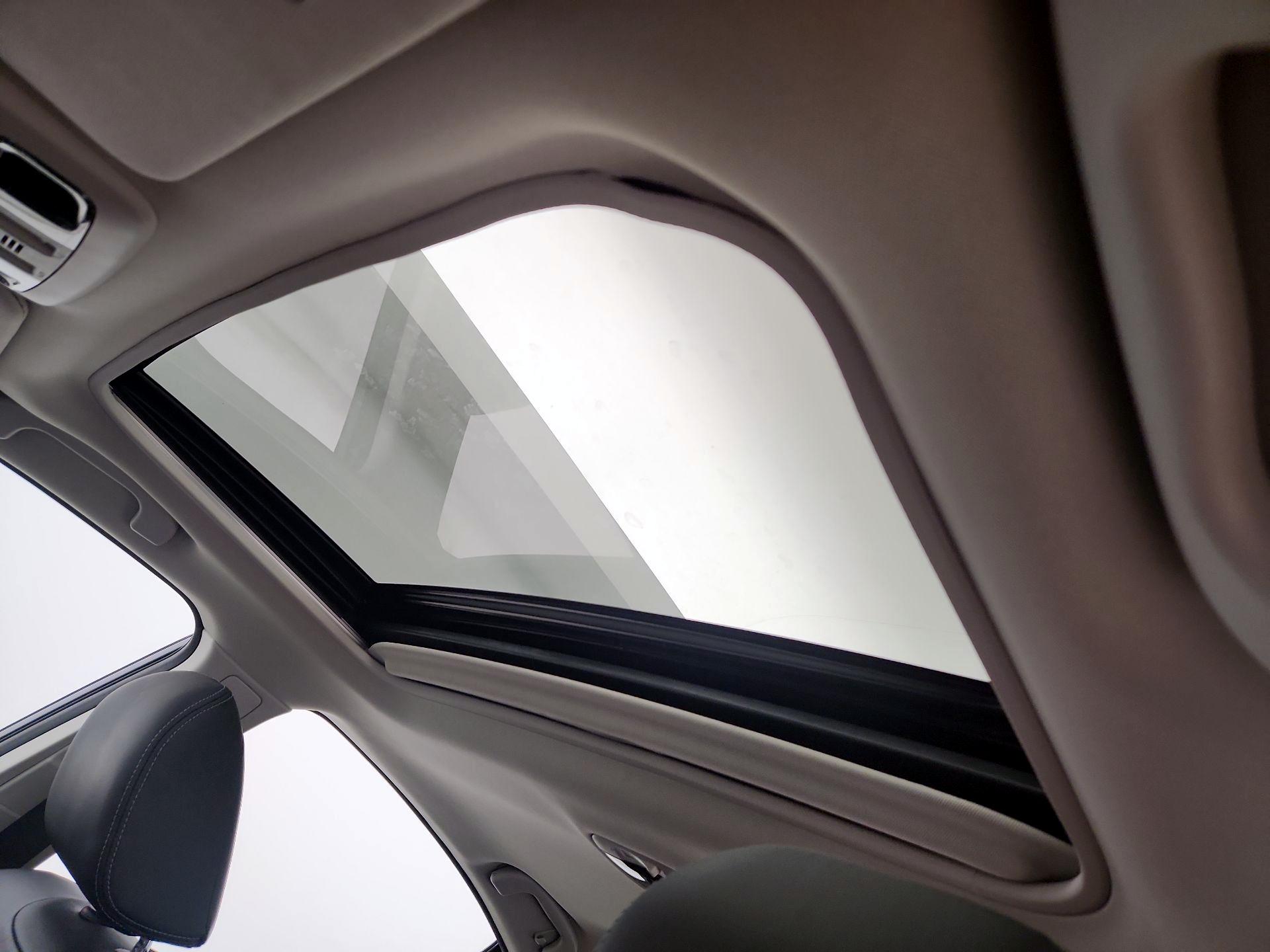 Thumbnail: 2015 Subaru Legacy - 20