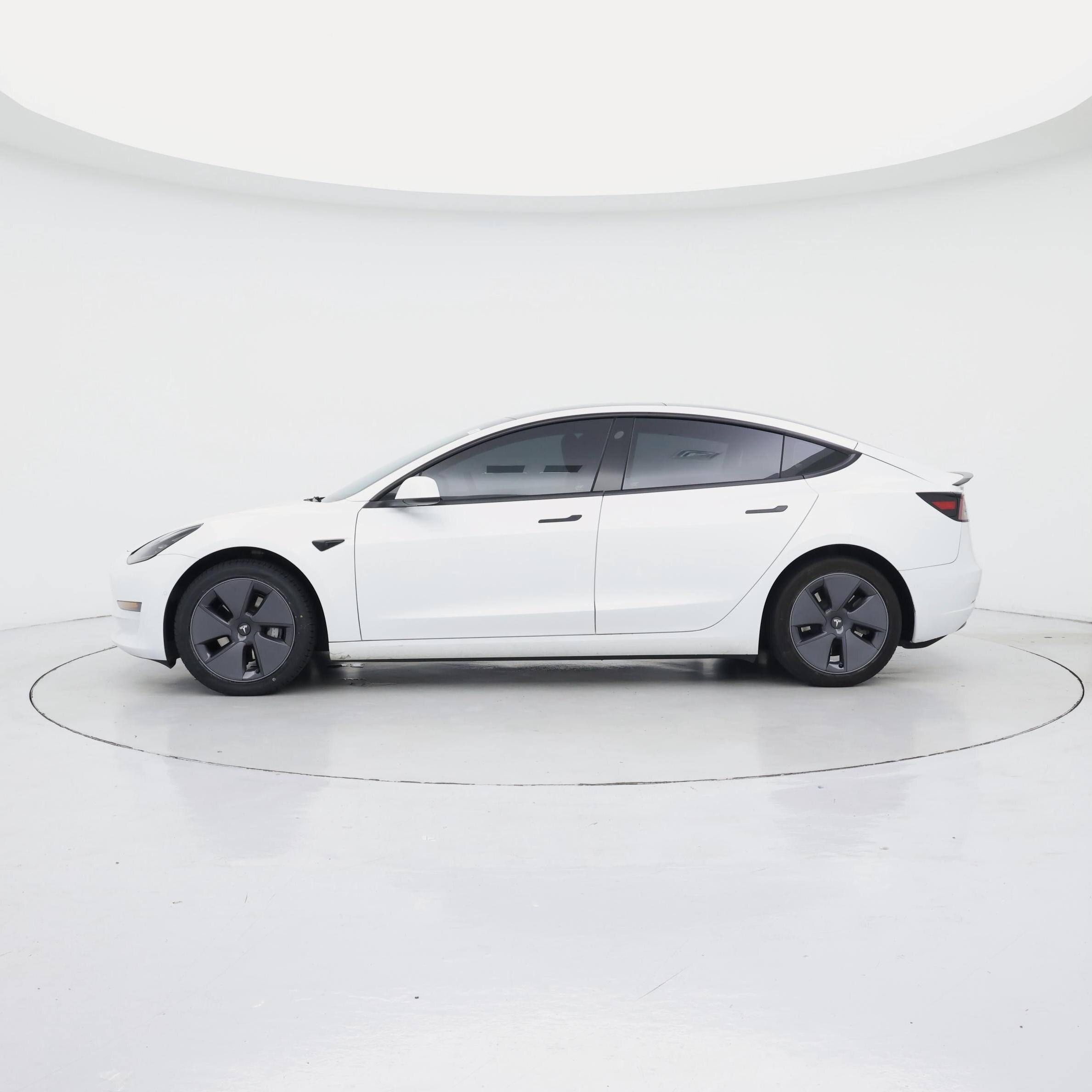 Thumbnail: 2022 Tesla Model 3 - 3