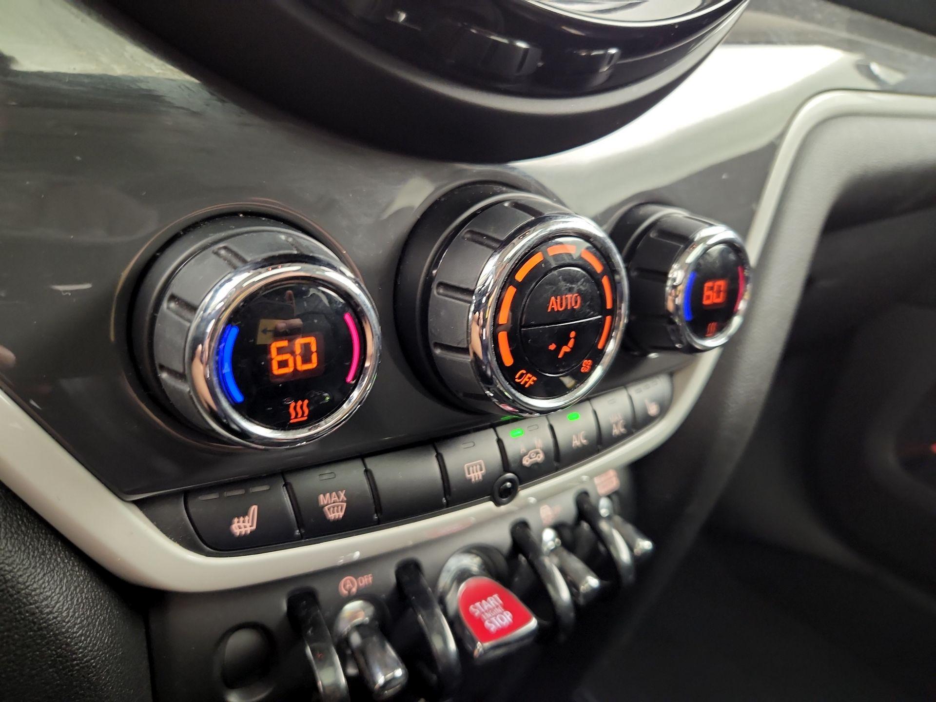 Thumbnail: 2018 MINI Cooper Countryman - 16