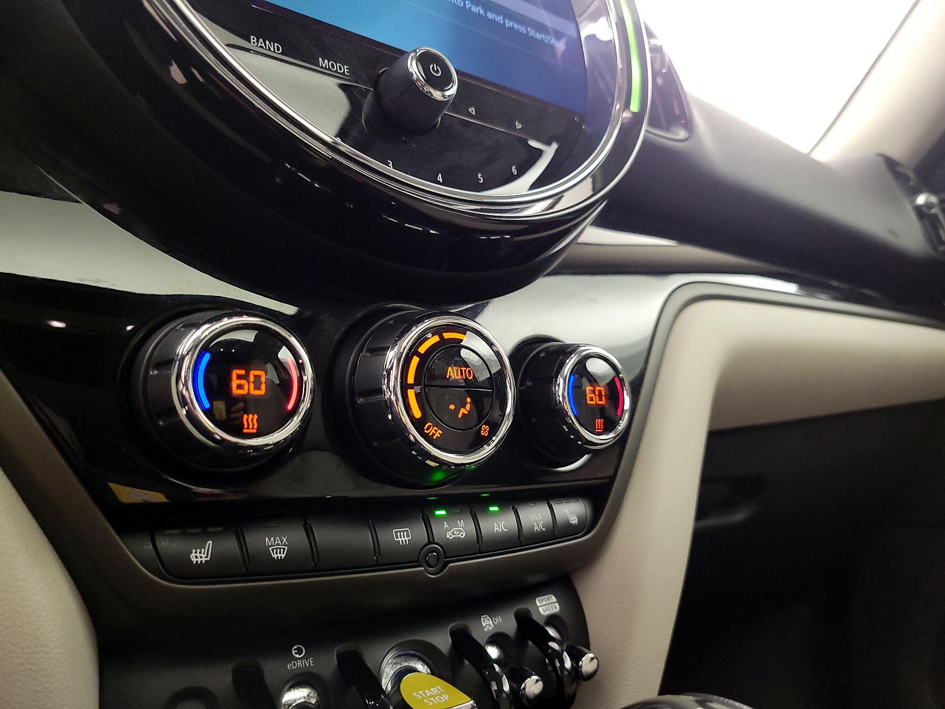 Thumbnail: 2022 MINI Cooper Countryman - 17