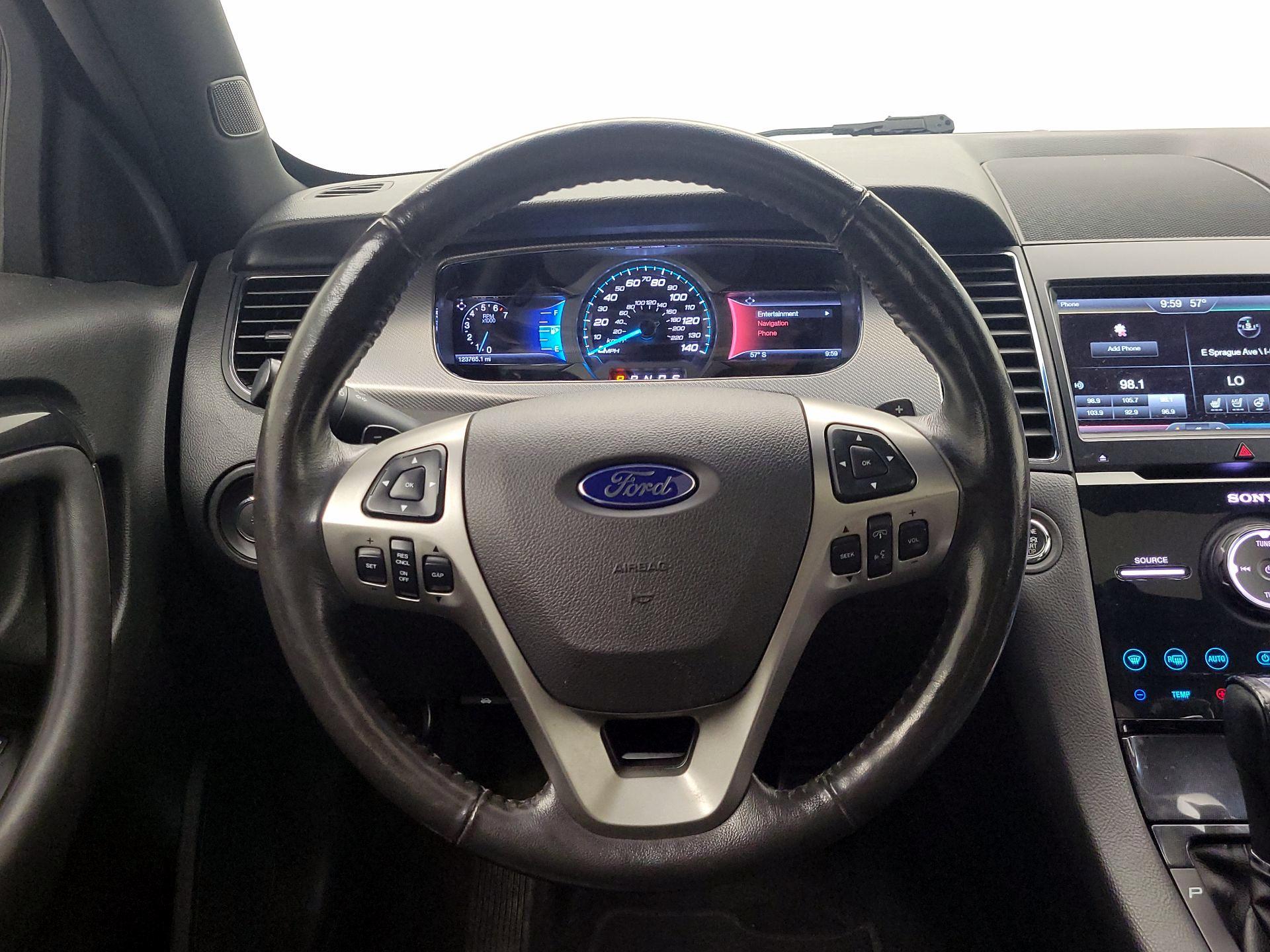 Thumbnail: 2015 Ford Taurus - 10