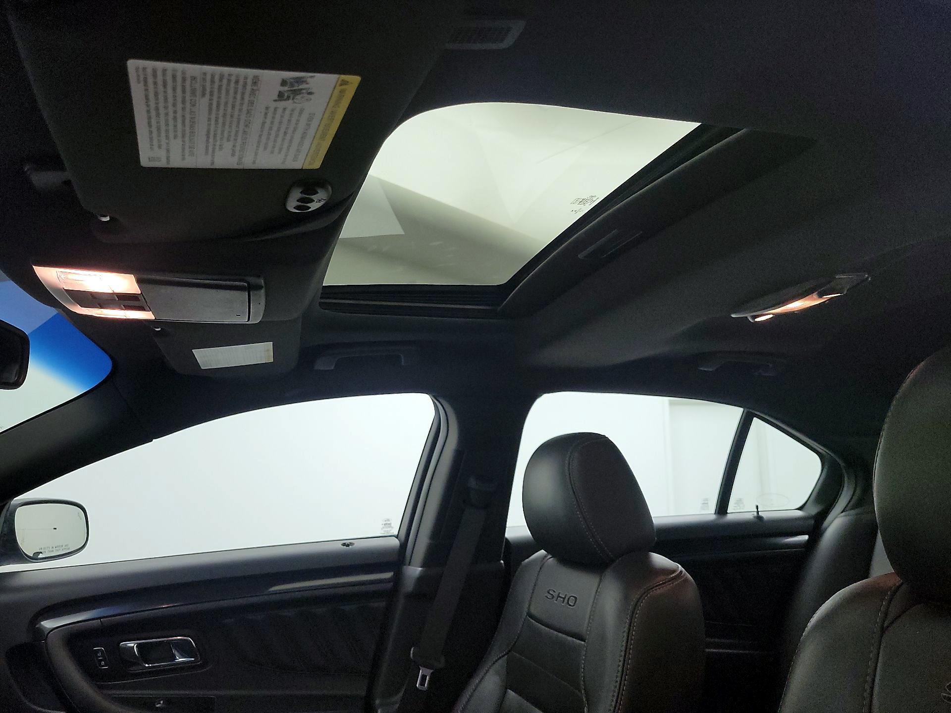 Thumbnail: 2015 Ford Taurus - 19