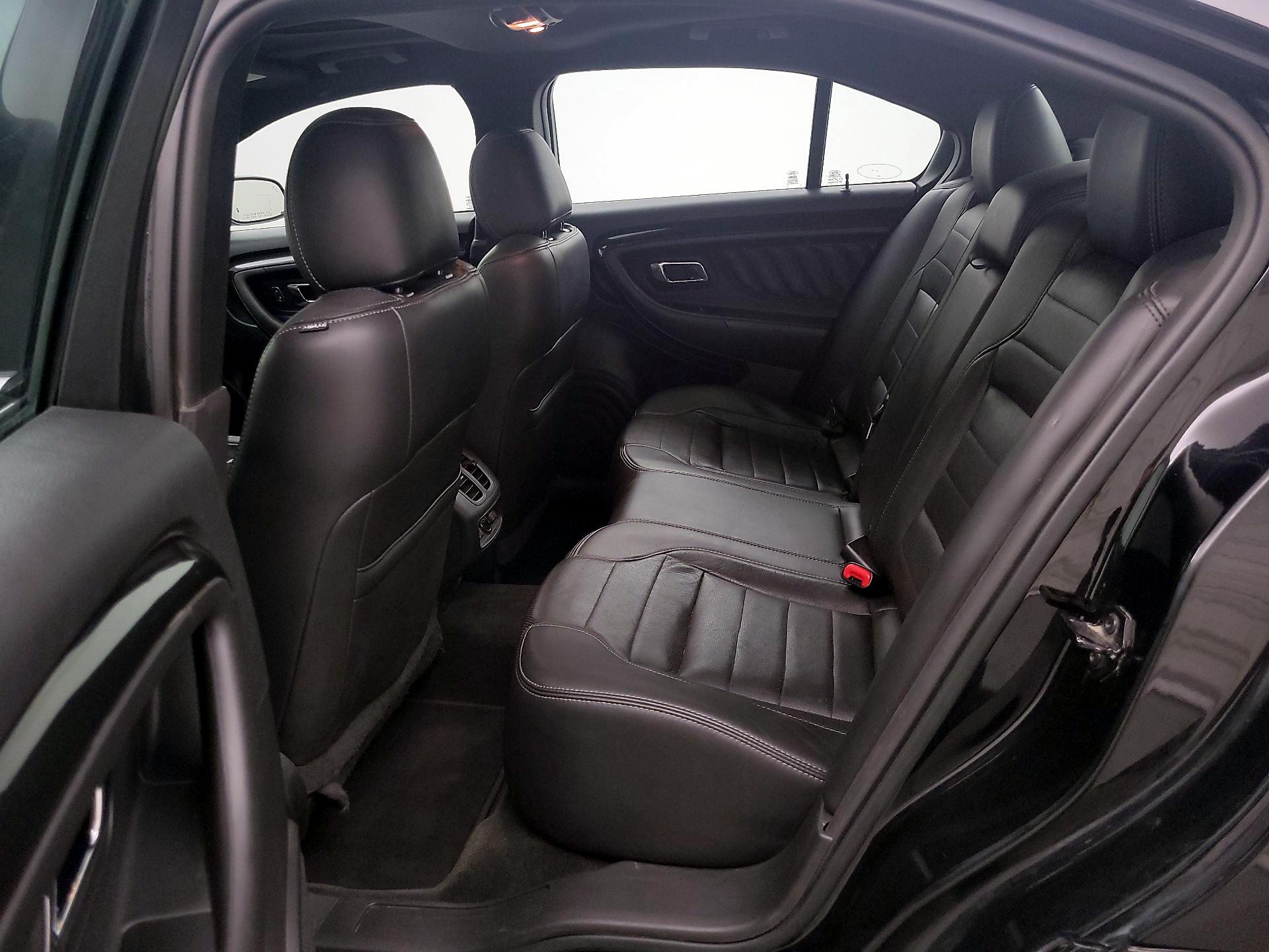 Thumbnail: 2015 Ford Taurus - 20
