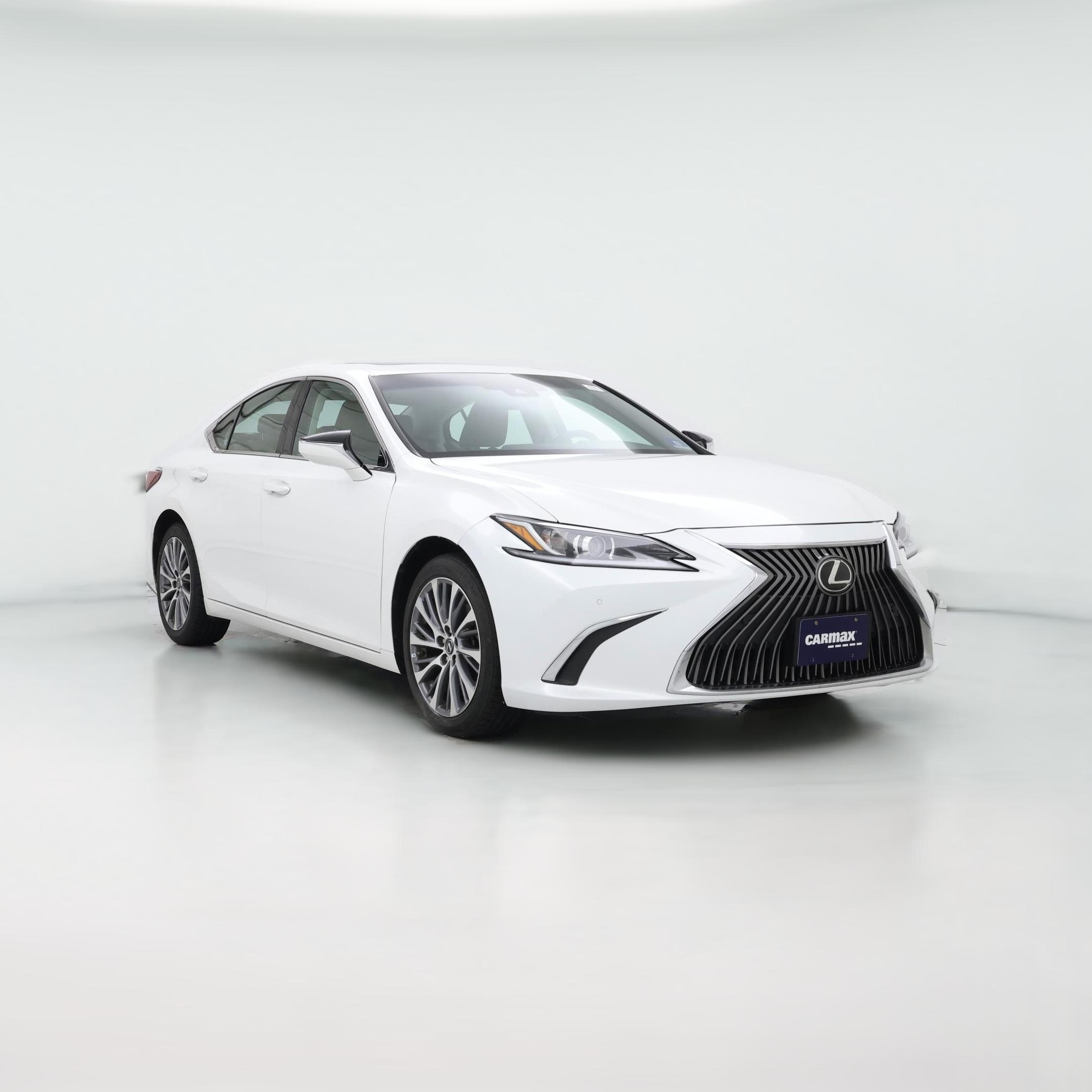 Thumbnail: 2019 Lexus ES - 1